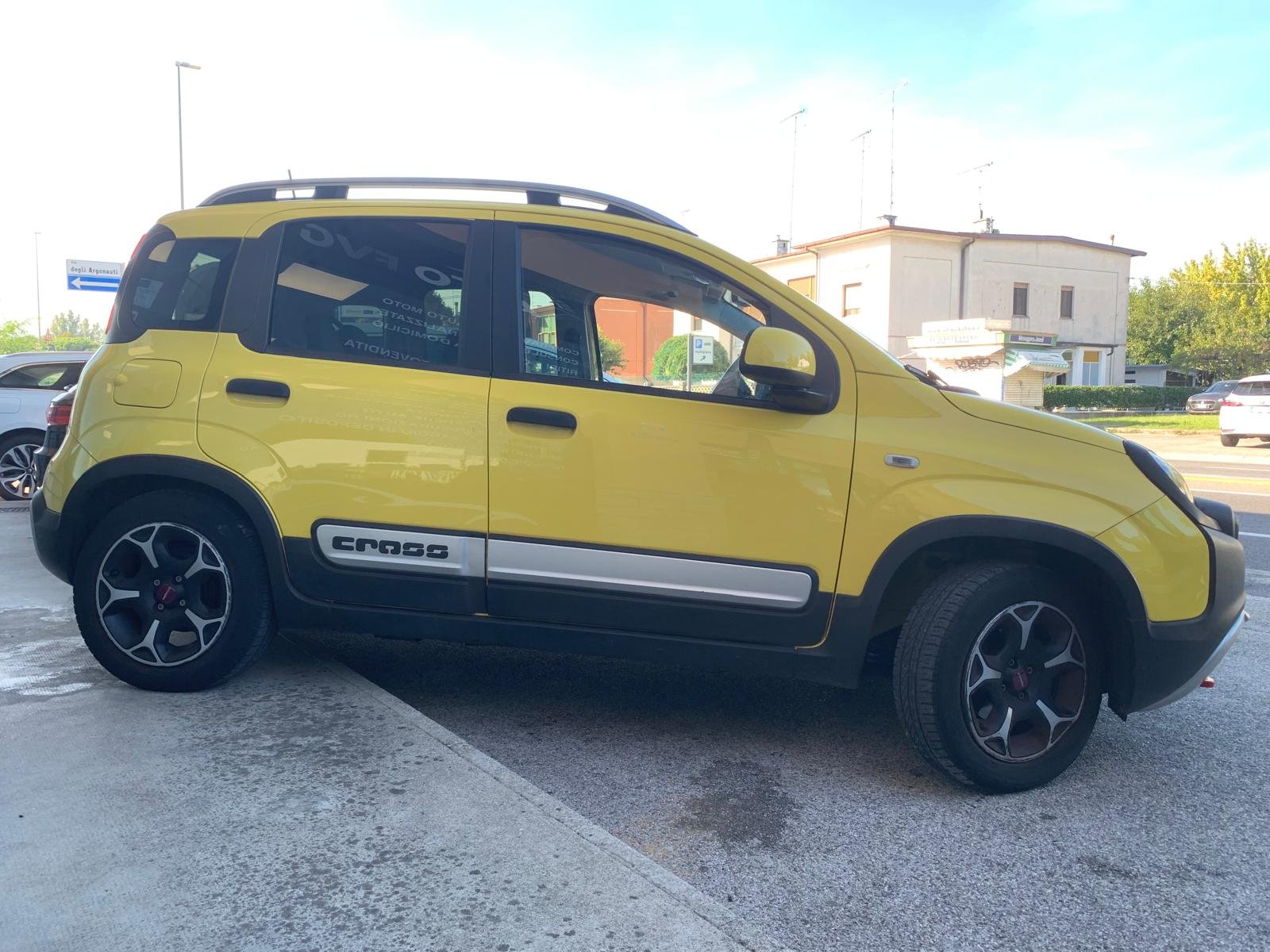 FIAT PANDA HYBRID CITY CROSS