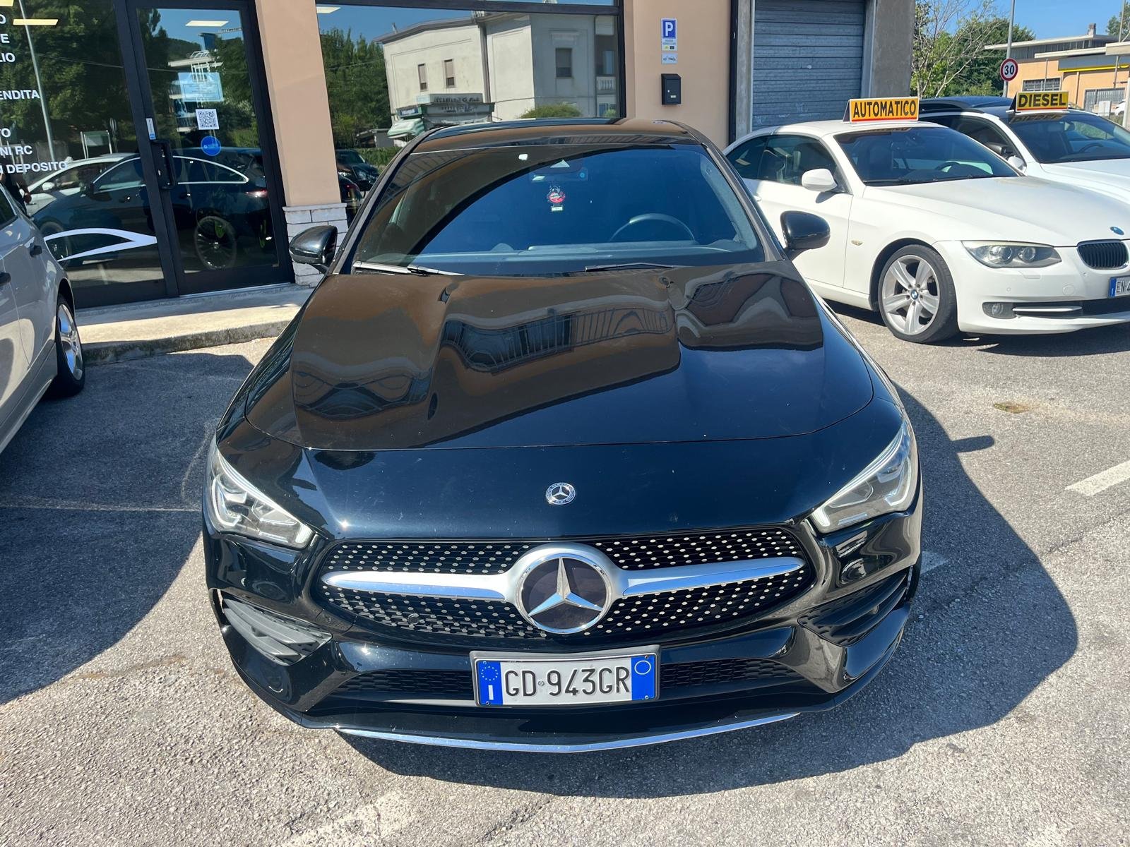 MERCEDES-BENZ CLA 200