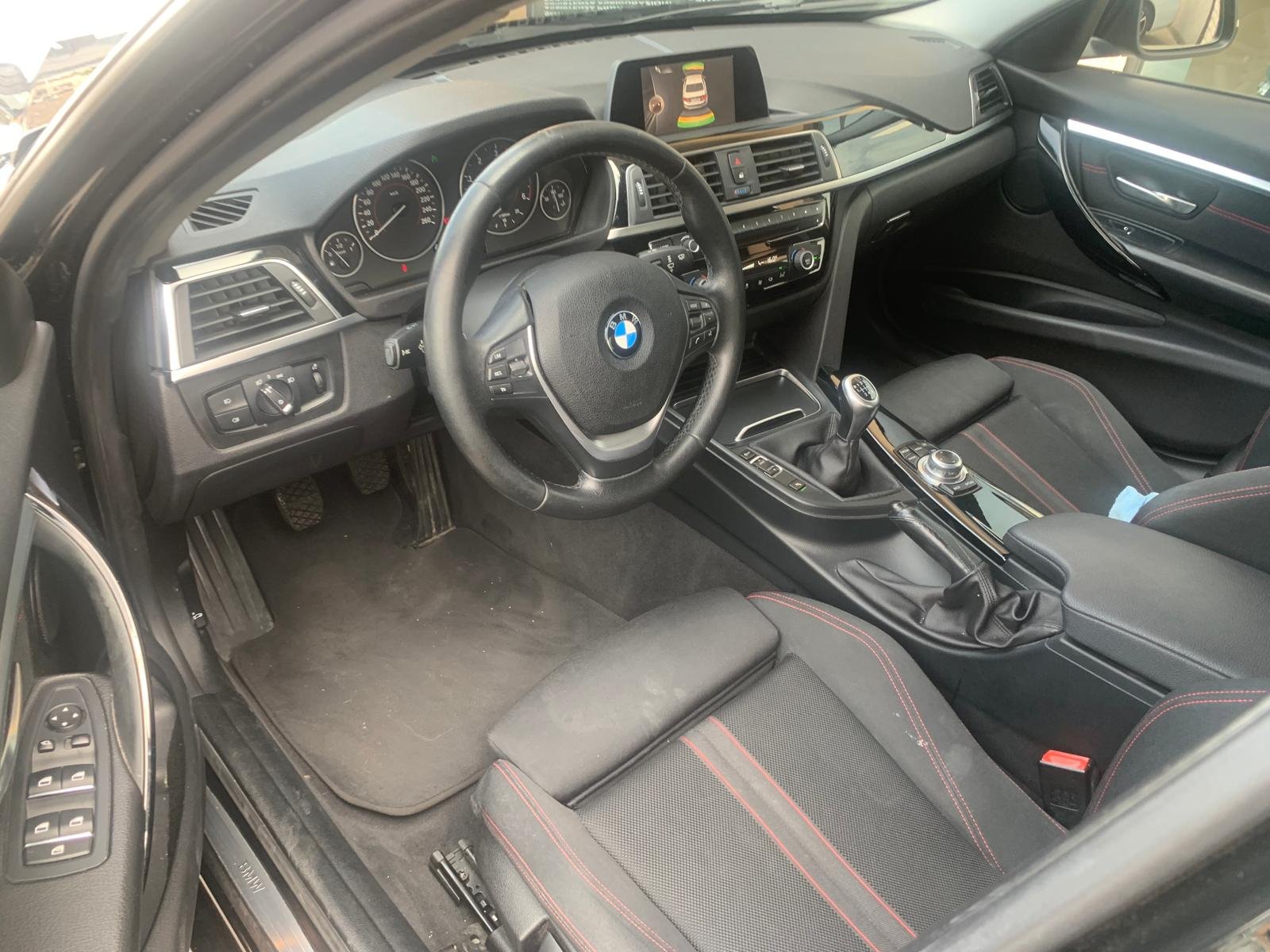 BMW 320 F30