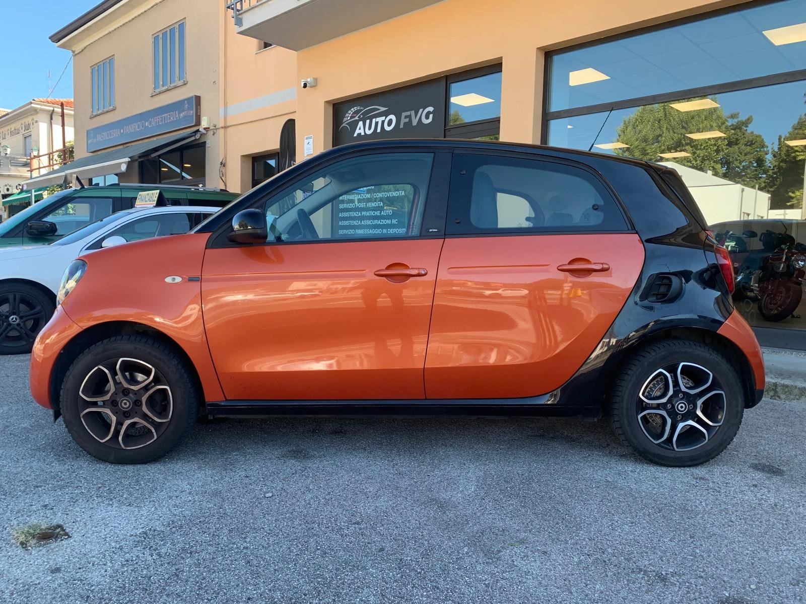 SMART FORFOUR