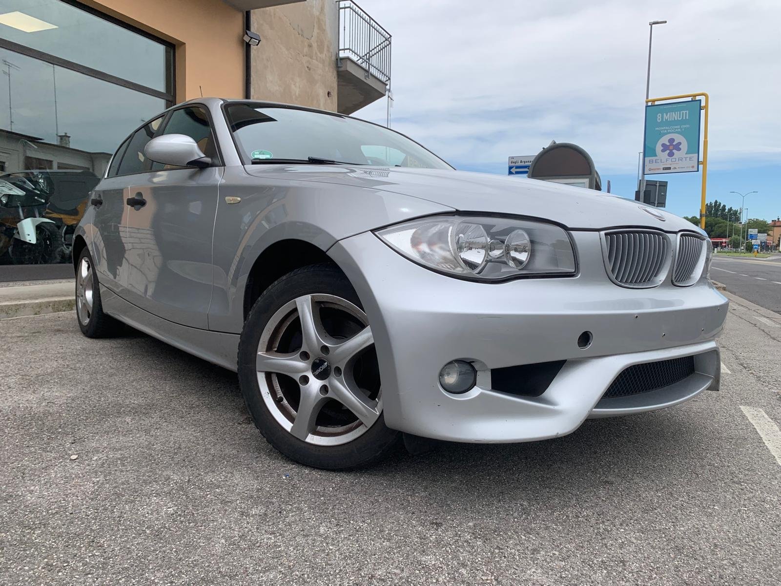 BMW E87 116i