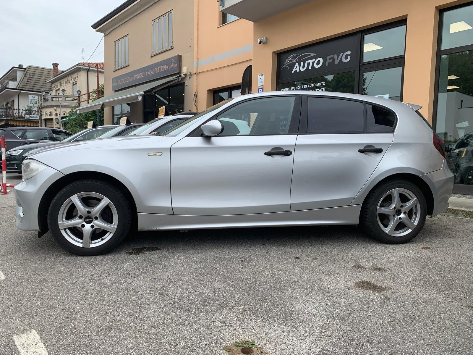 BMW E87 116i