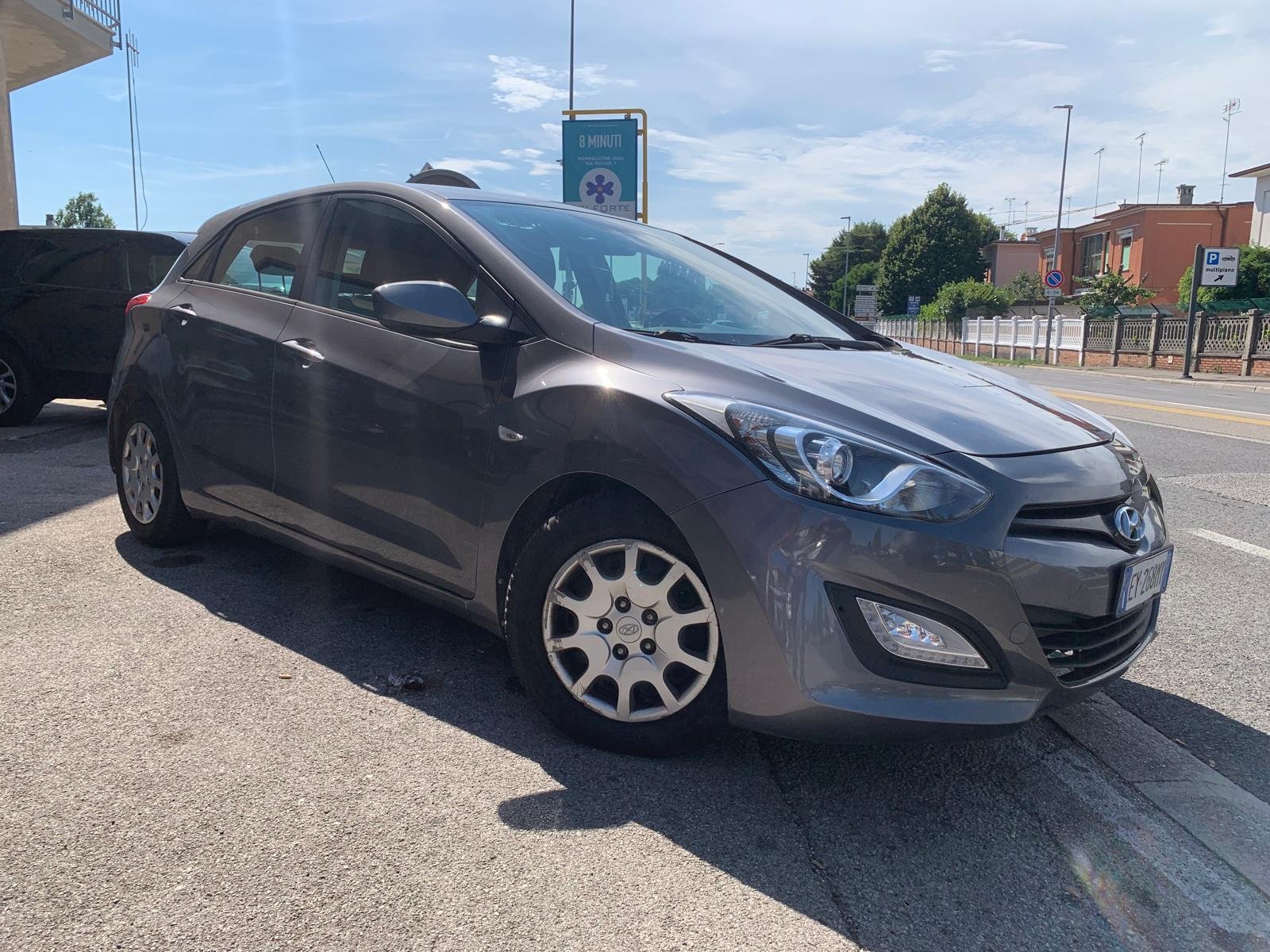 HYUNDAI I30
