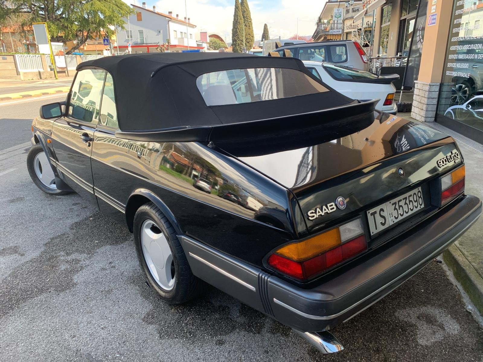 SAAB 900i Cabrio