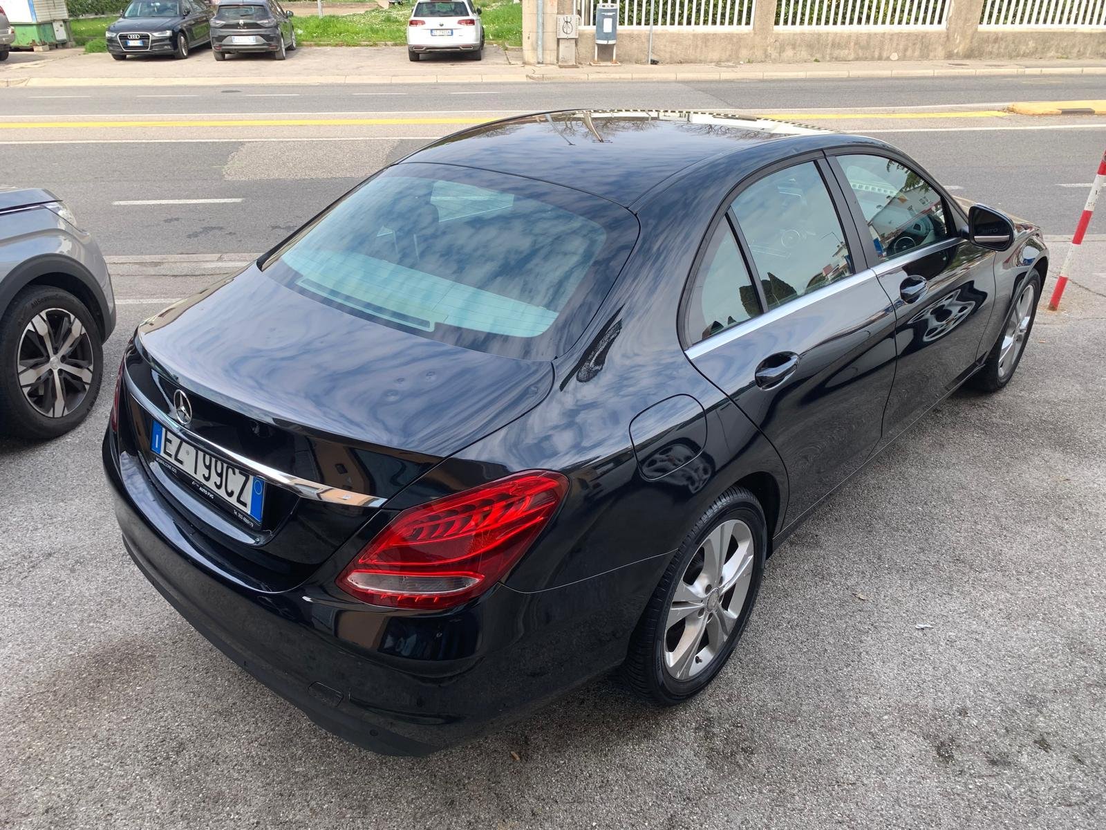 MERCEDES-BENZ C 200 d