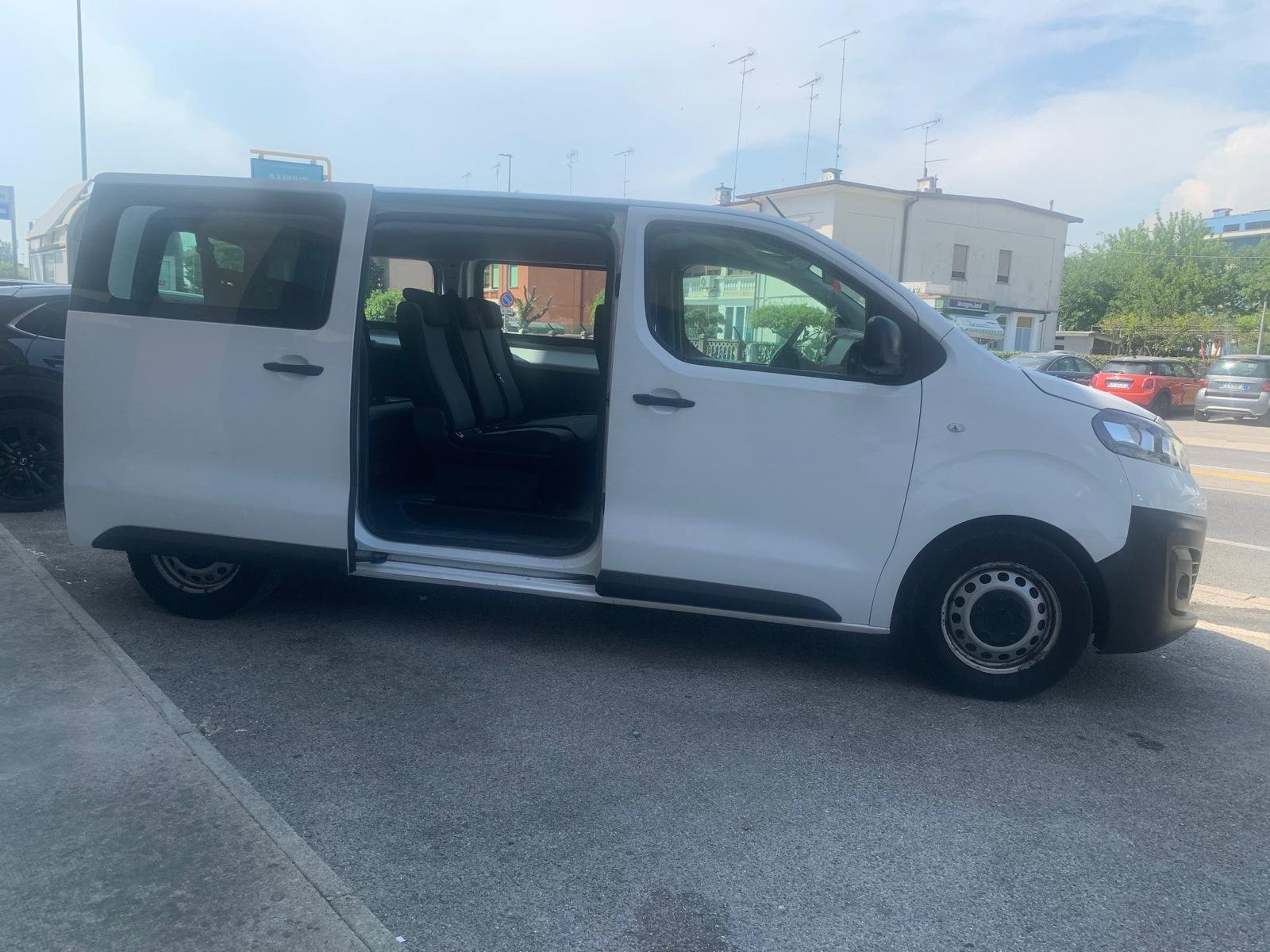 OPEL VIVARO 8 POSTI