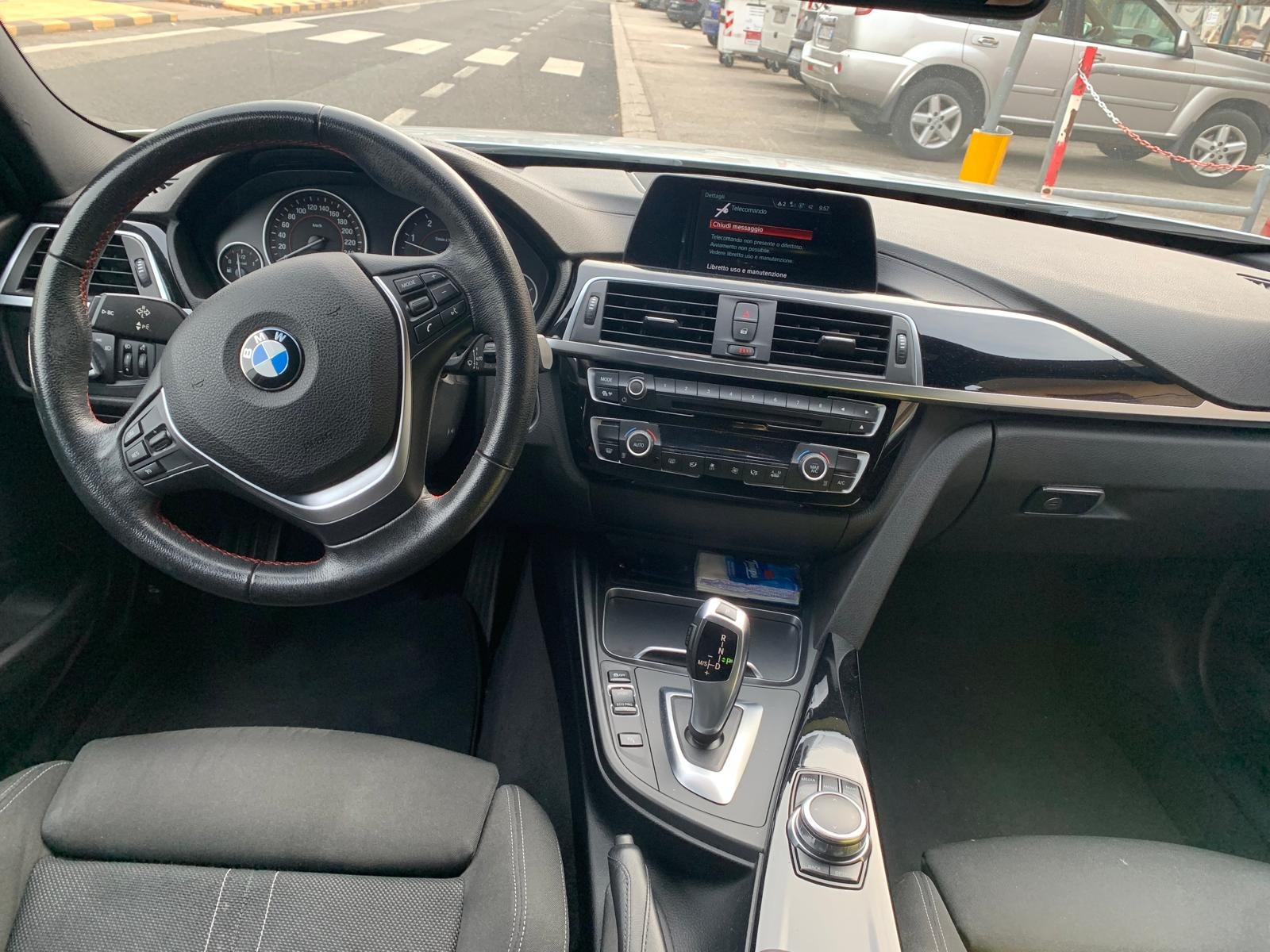 BMW 318D TOURING SPORT