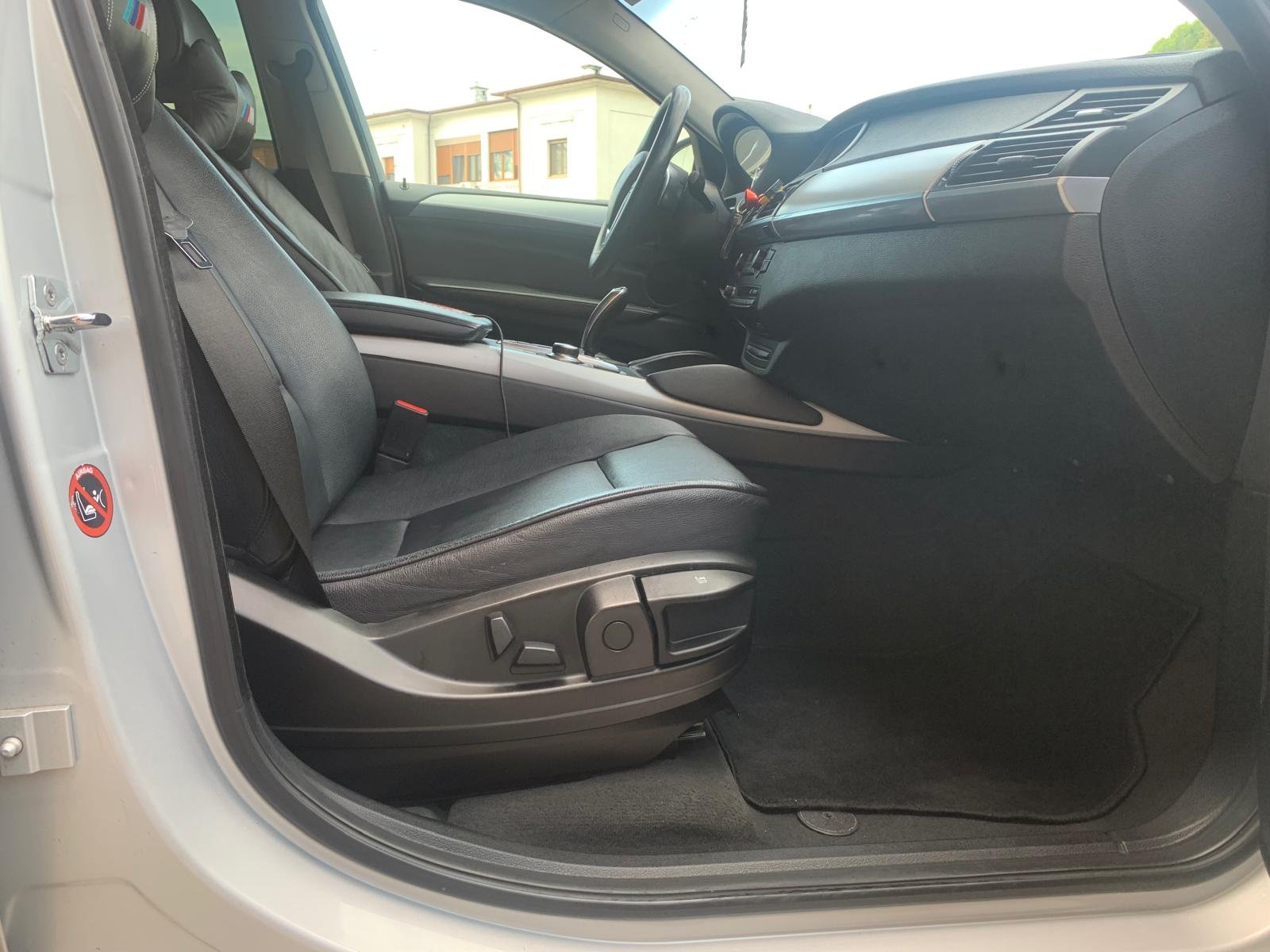 BMW X6 xDRIVE 30d