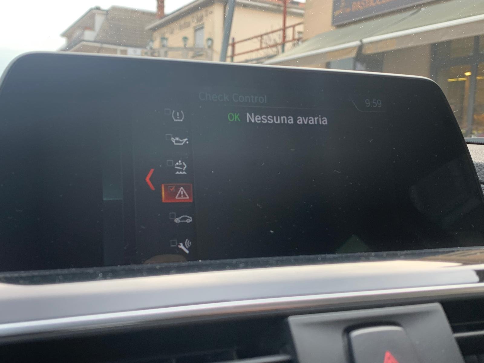 BMW 318D TOURING SPORT