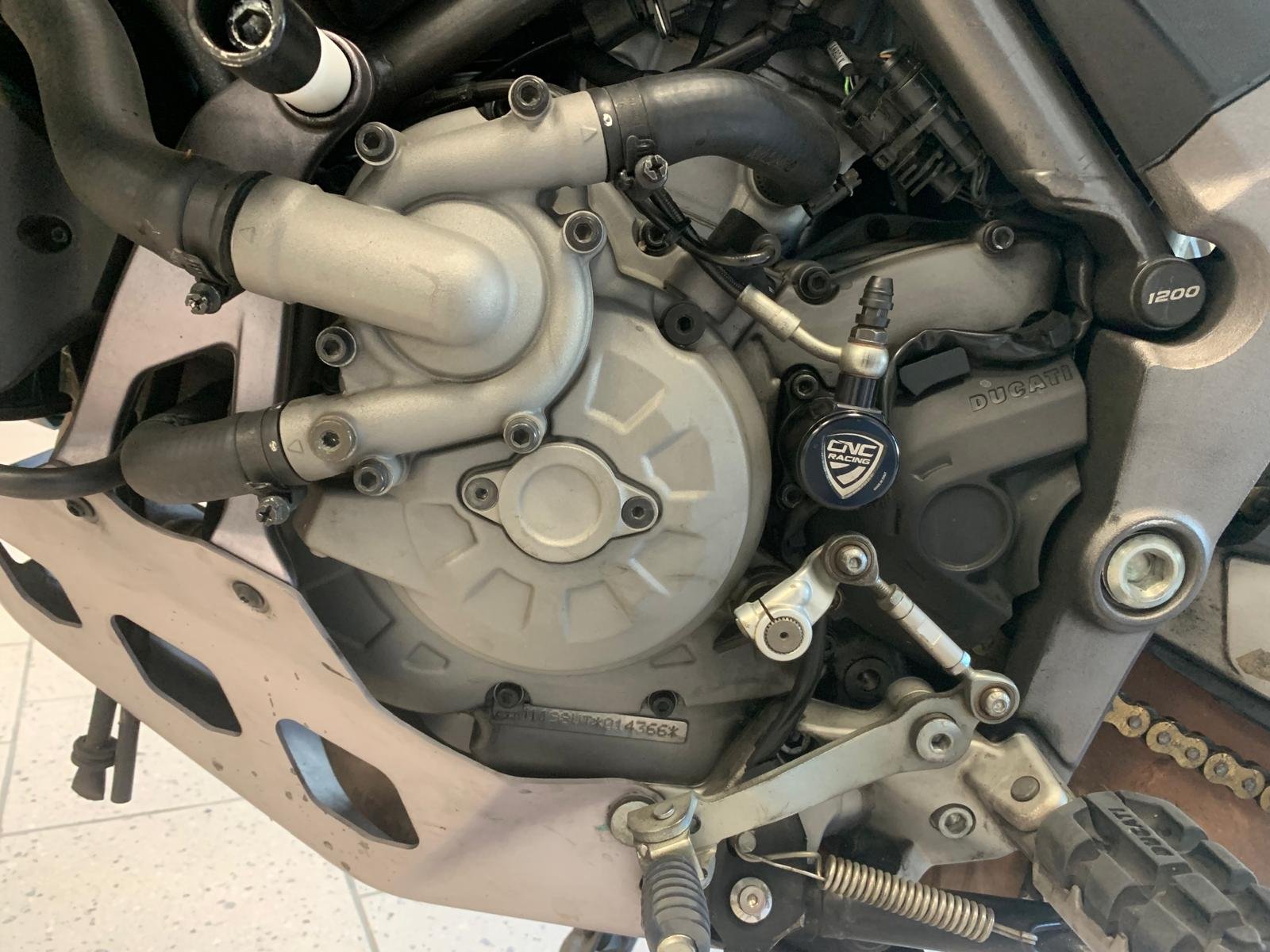 DUCATI MULTISTRADA 1200 ENDURO