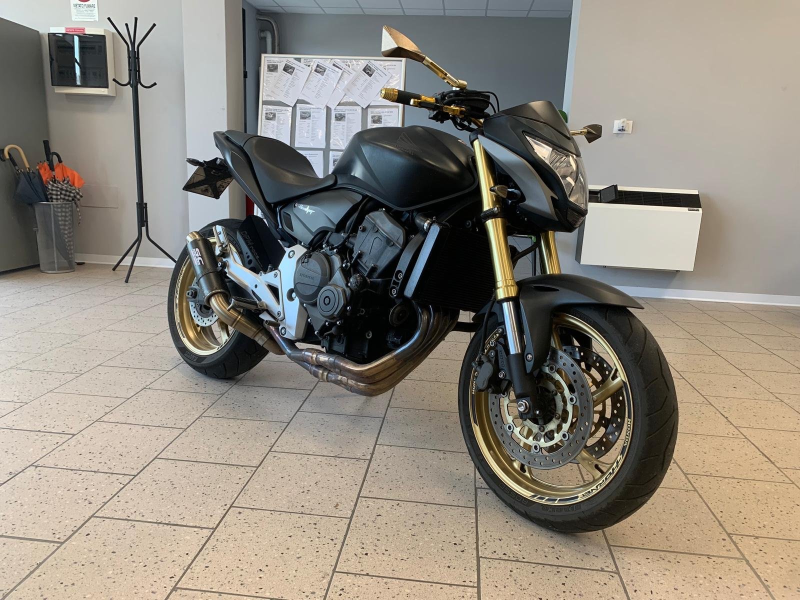 HONDA CB 600 F HORNET