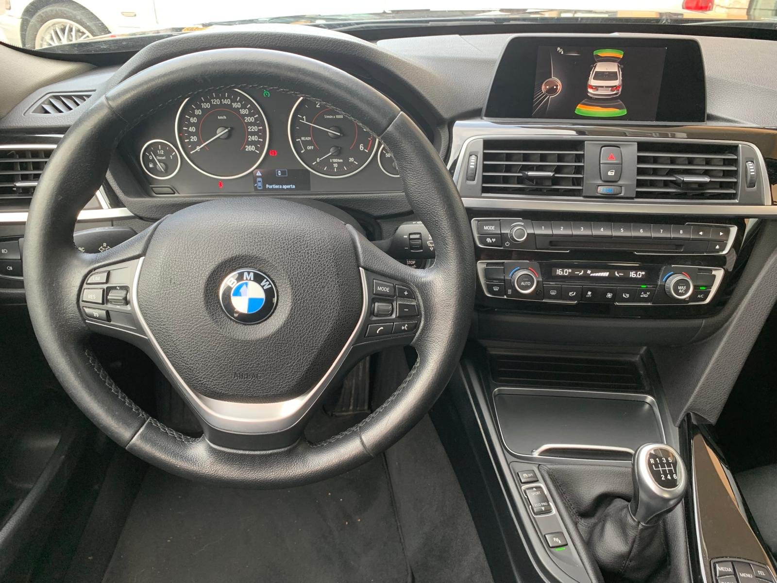 BMW 320 F30