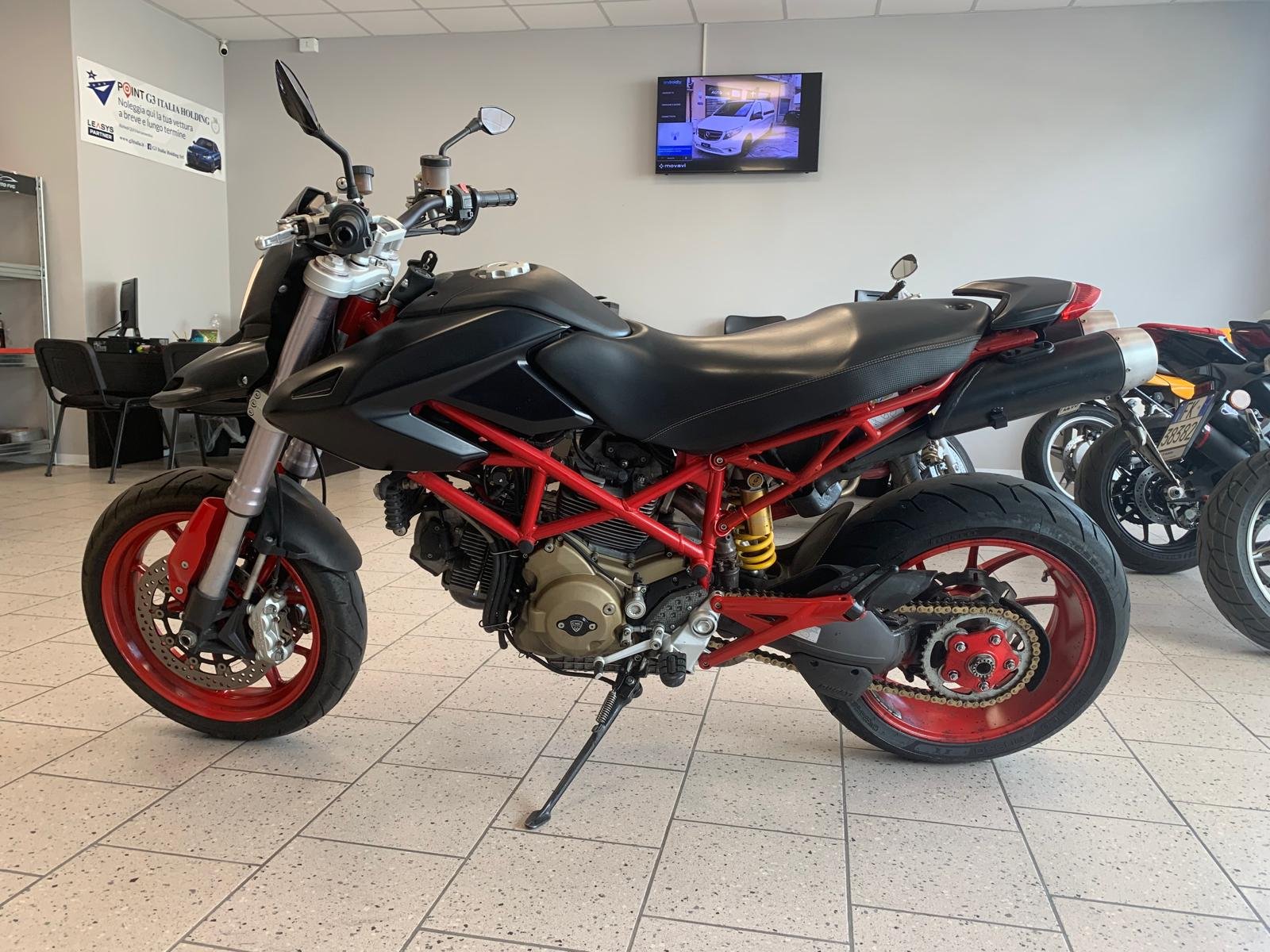 DUCATI HYPERMOTARD