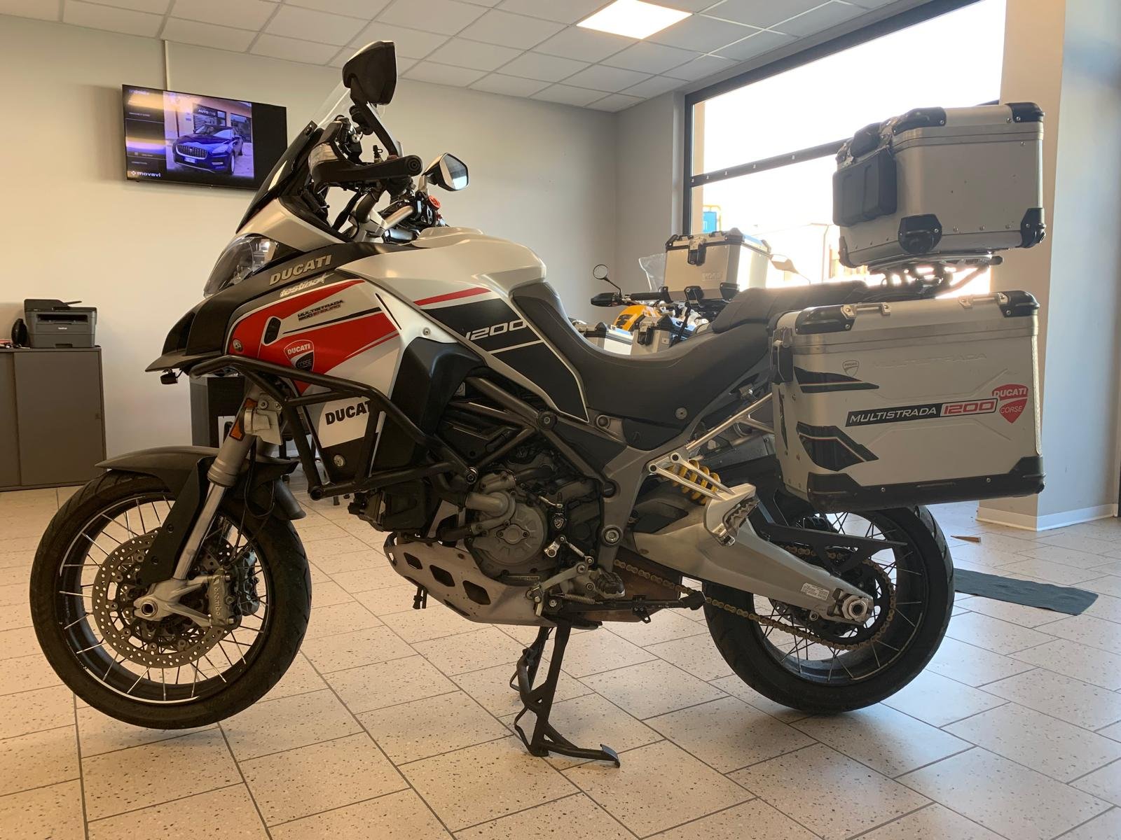 DUCATI MULTISTRADA 1200 ENDURO