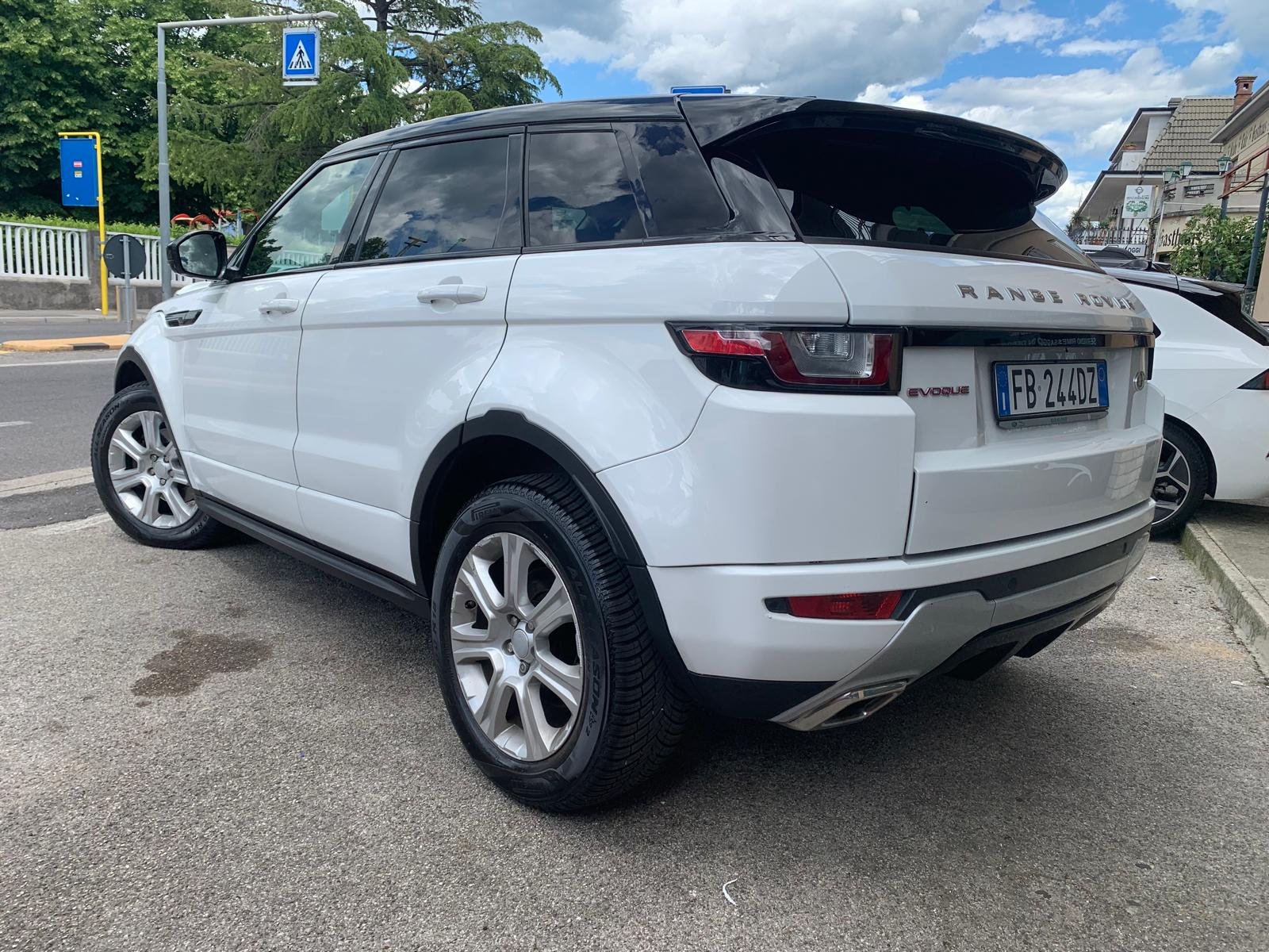 LAND ROVER RANGE ROVER EVOQUE