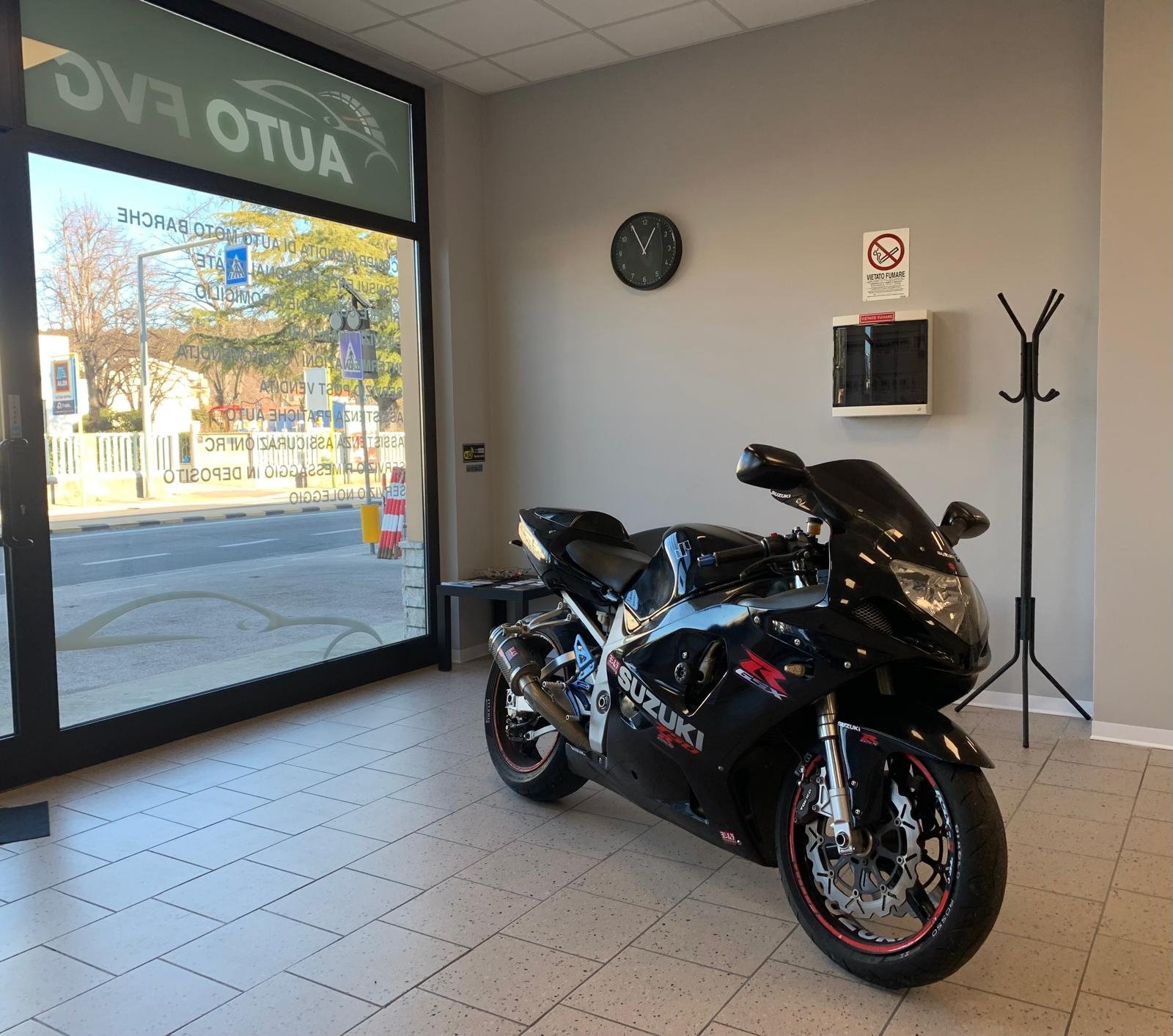 SUZUKI GSX R 750 venduta da Auto FVG