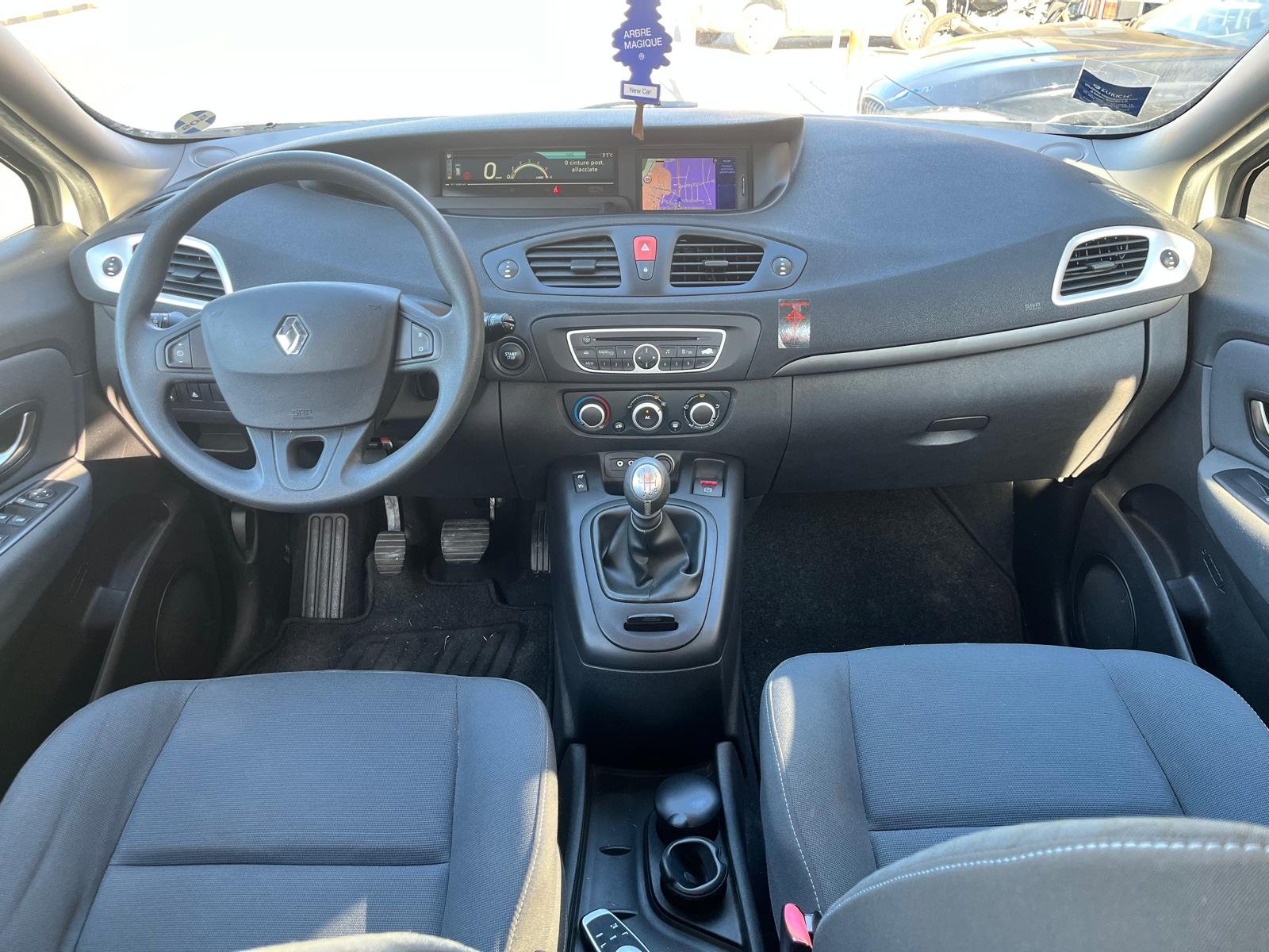RENAULT SCENIC