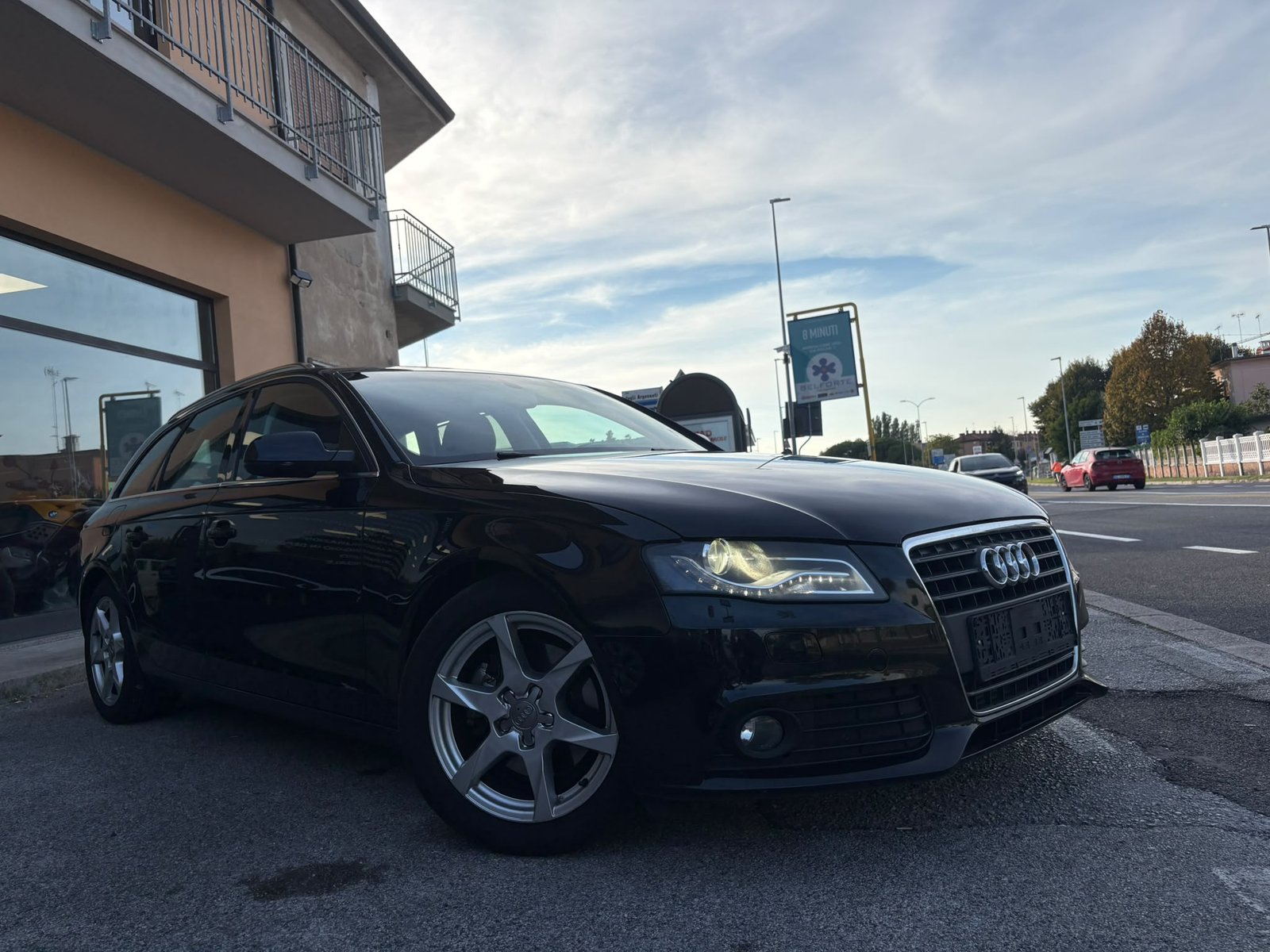 AUDI A4 AVANT