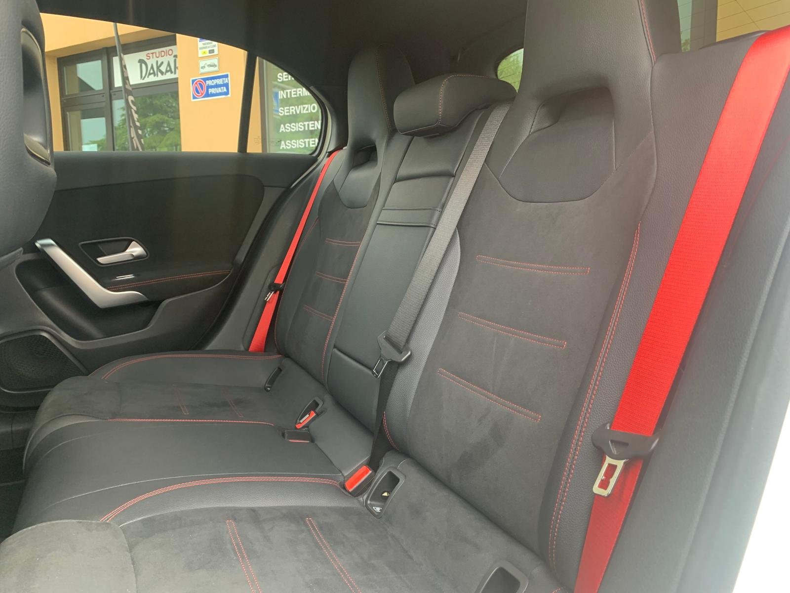 MERCEDES-BENZ A35 AMG 4MATIC