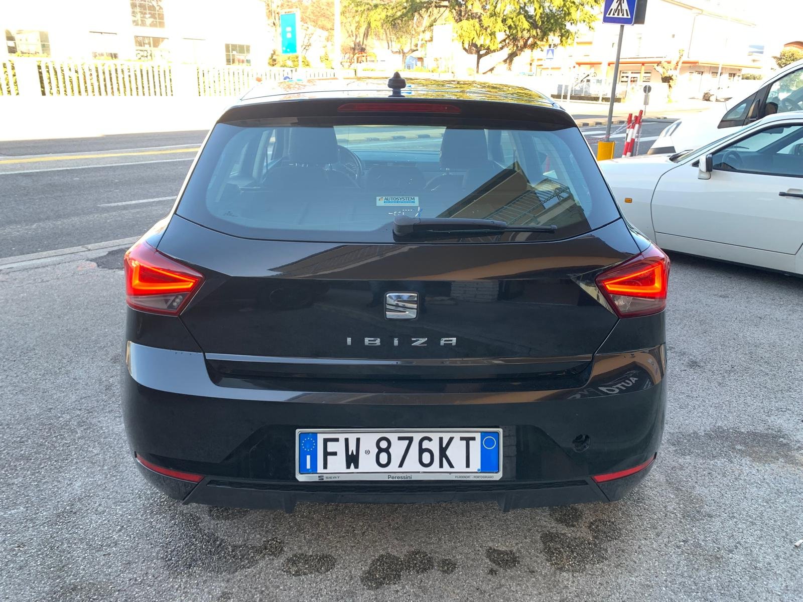 SEAT IBIZA