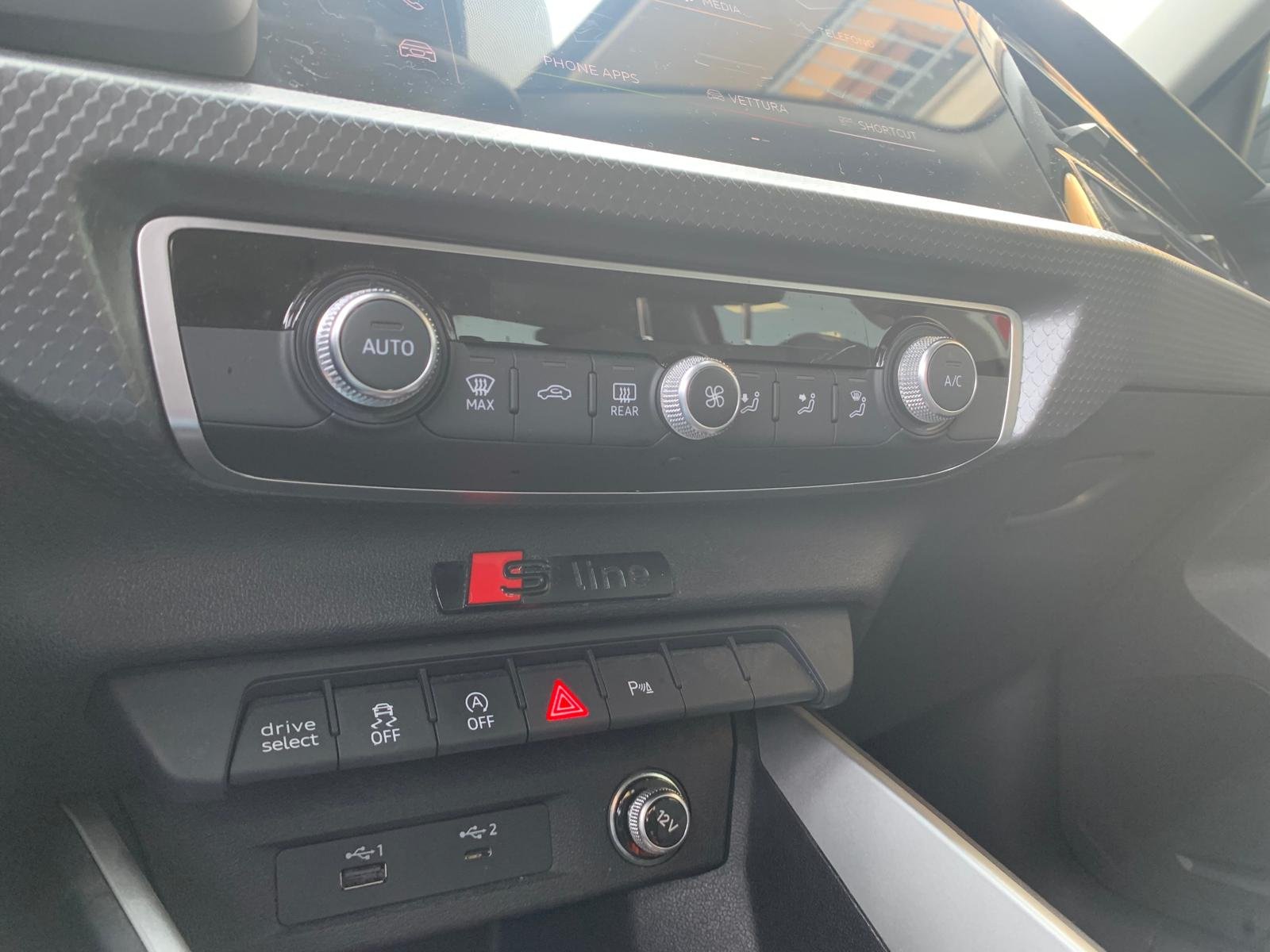 AUDI A1 S-LINE S-TRONIC