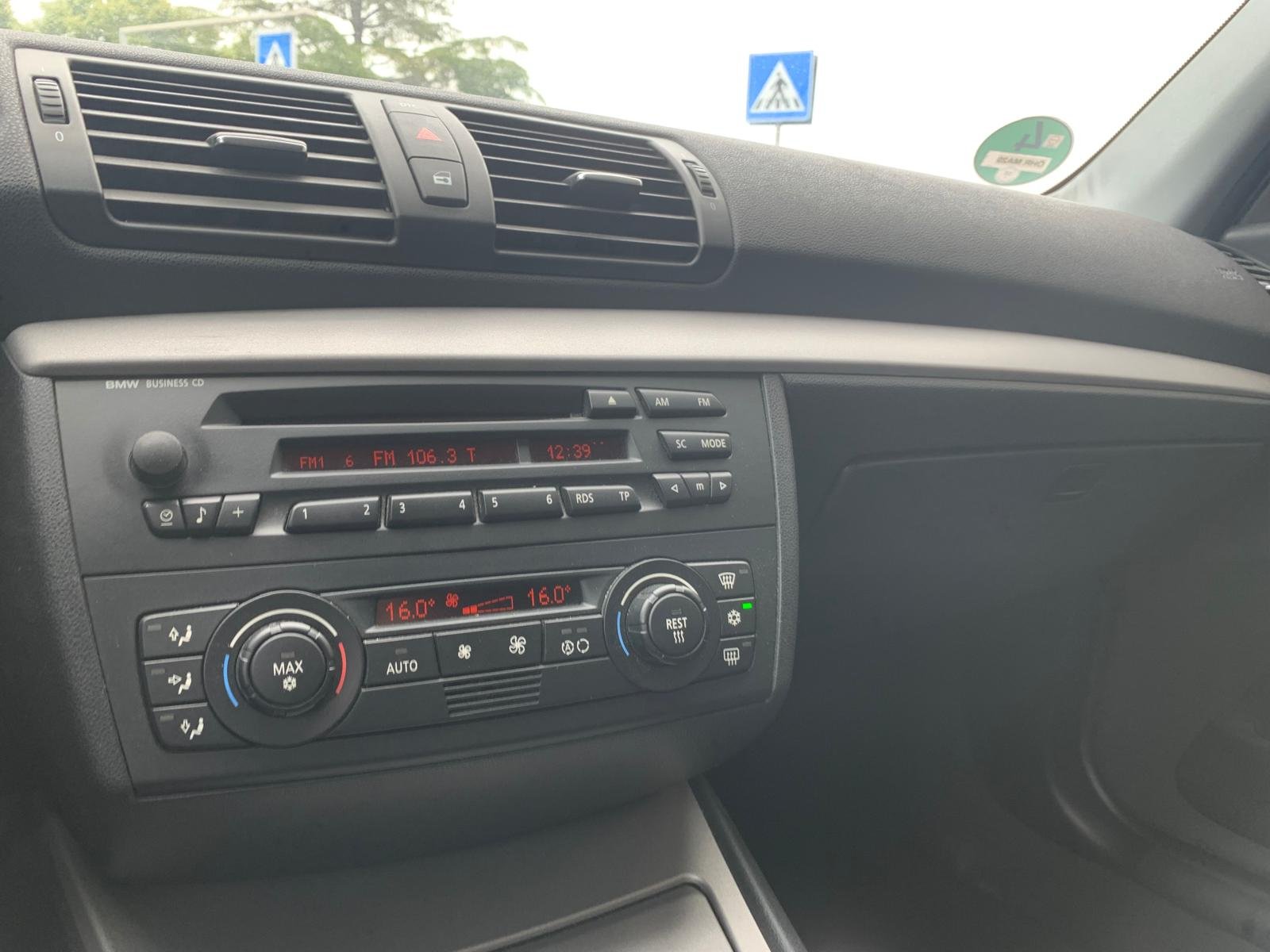 BMW E87 116i