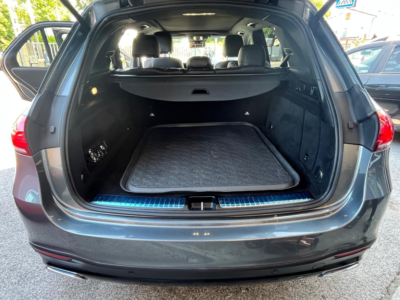 MERCEDES-BENZ GLE 300d 4MATIC
