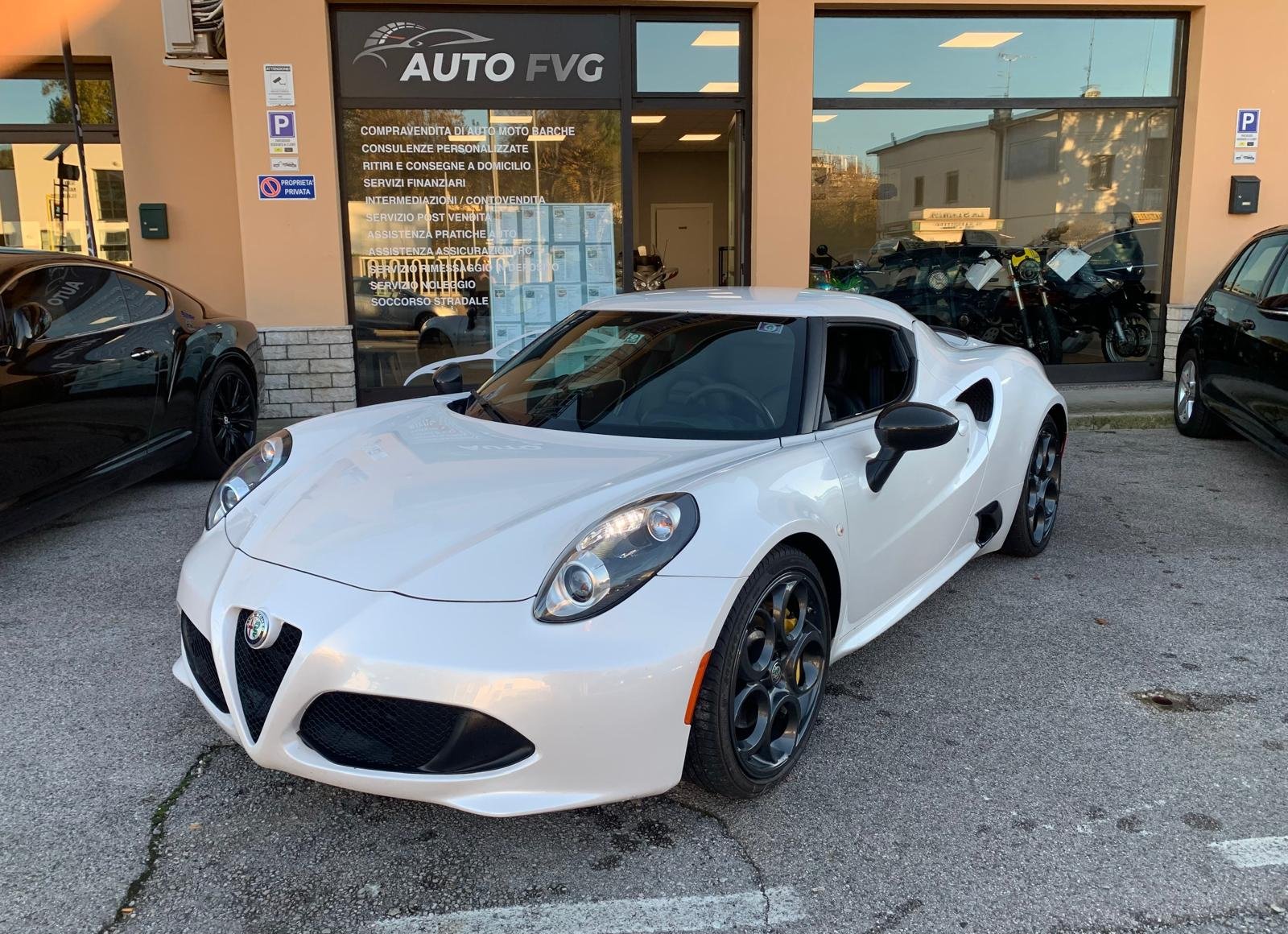 ALFA ROMEO 4C