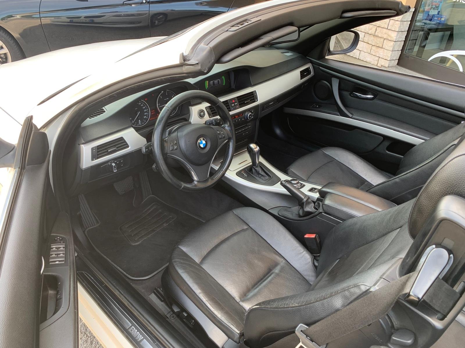 BMW E93 320d CABRIO