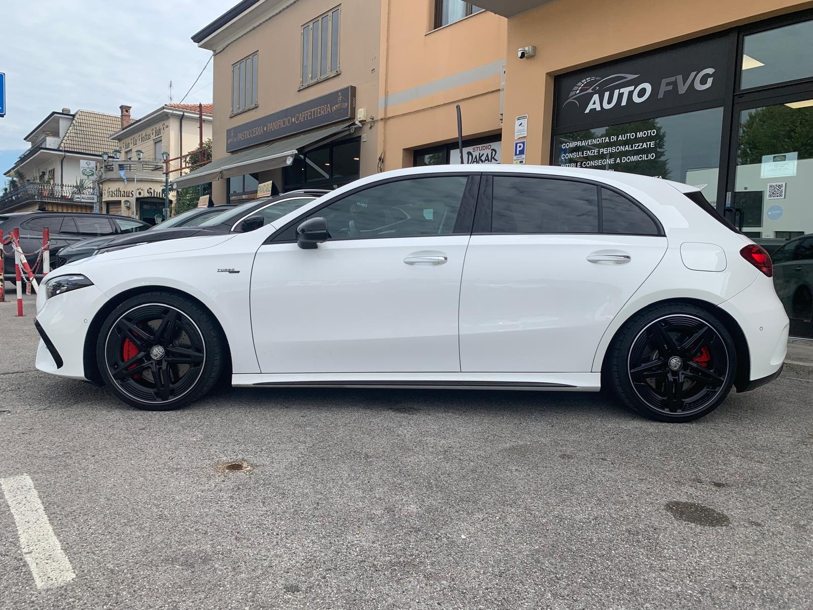 MERCEDES-BENZ A35 AMG 4MATIC