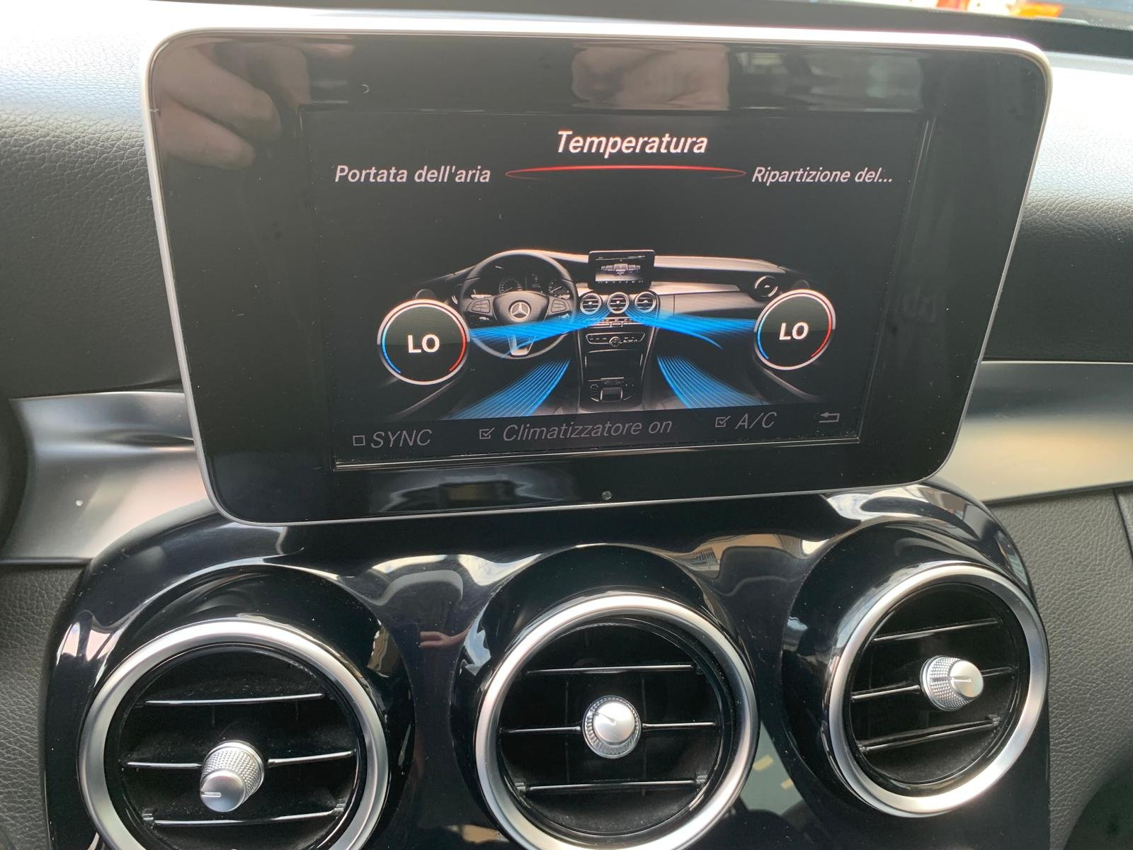 MERCEDES-BENZ C 200 d