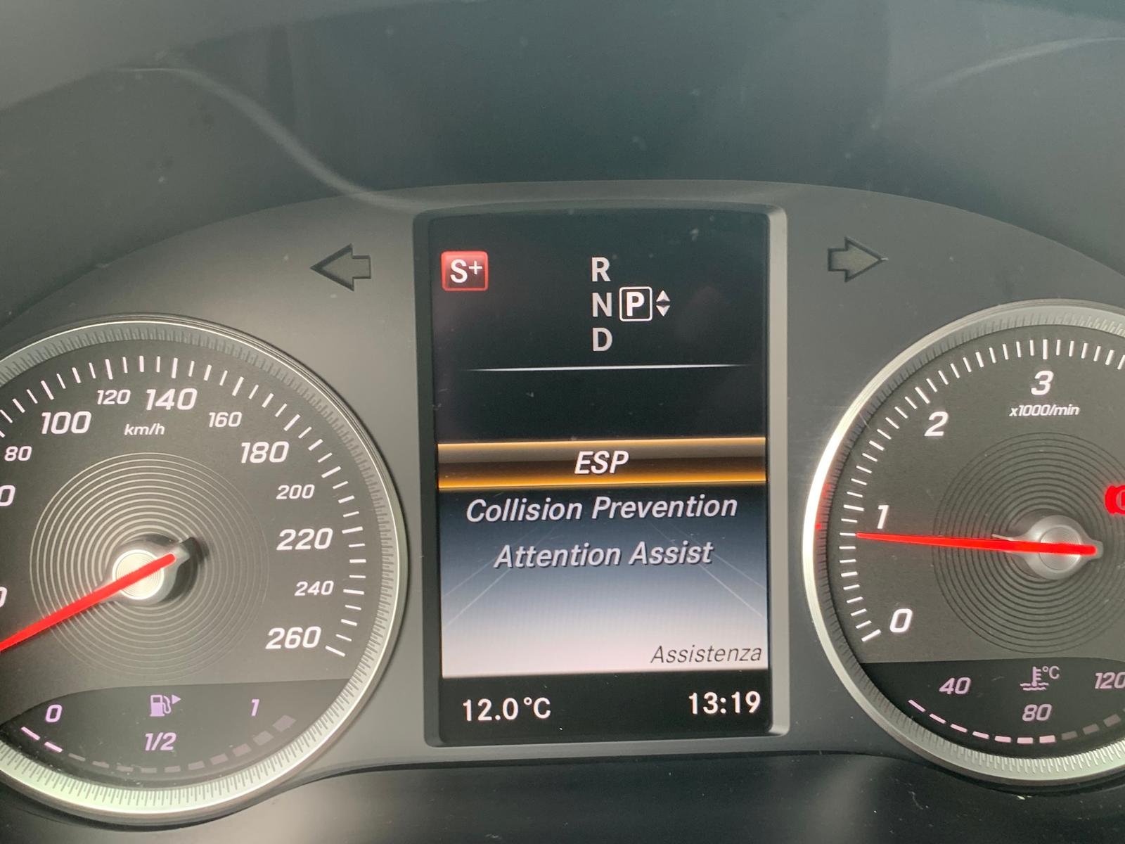 MERCEDES-BENZ C 200 d