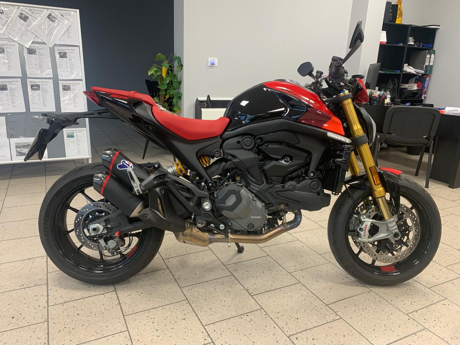 DUCATI MONSTER SP 837