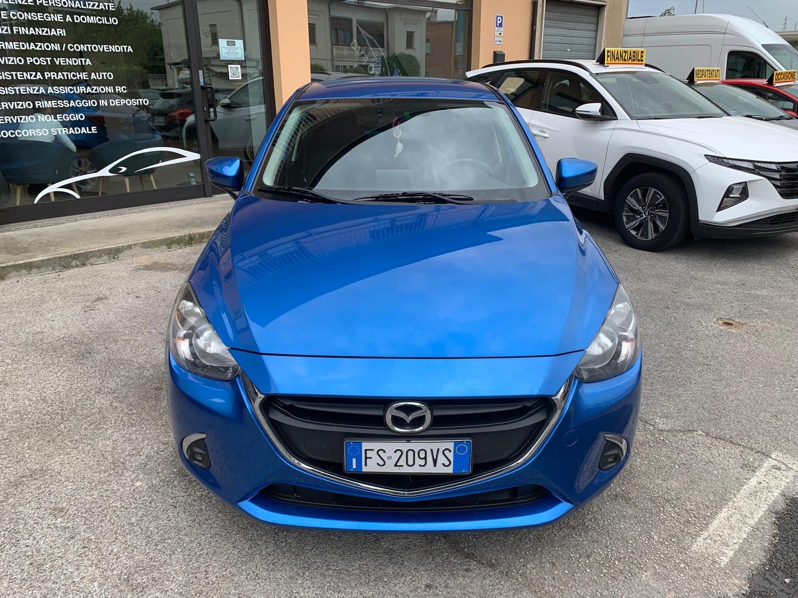 MAZDA 2