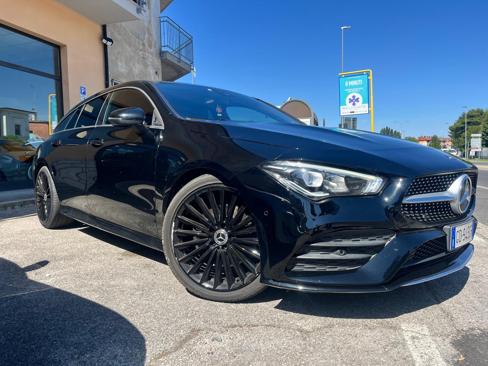 MERCEDES-BENZ CLA 200