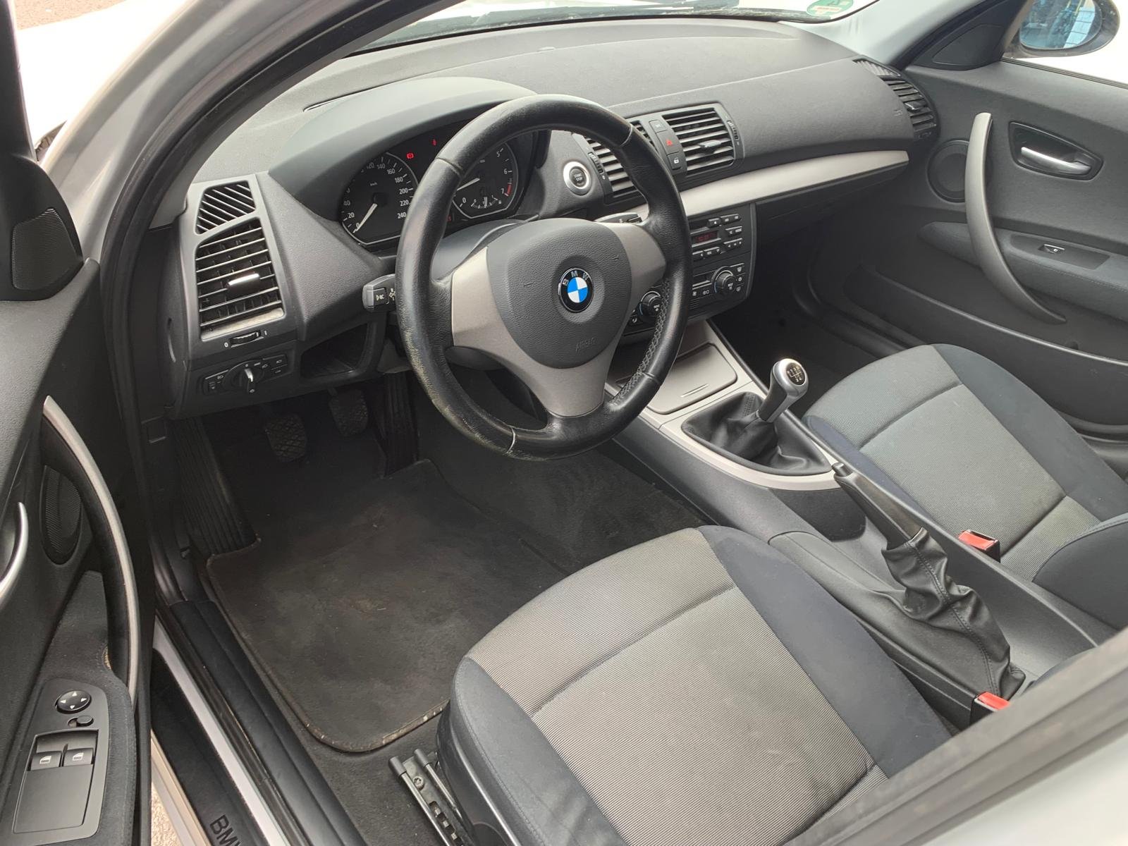 BMW E87 116i