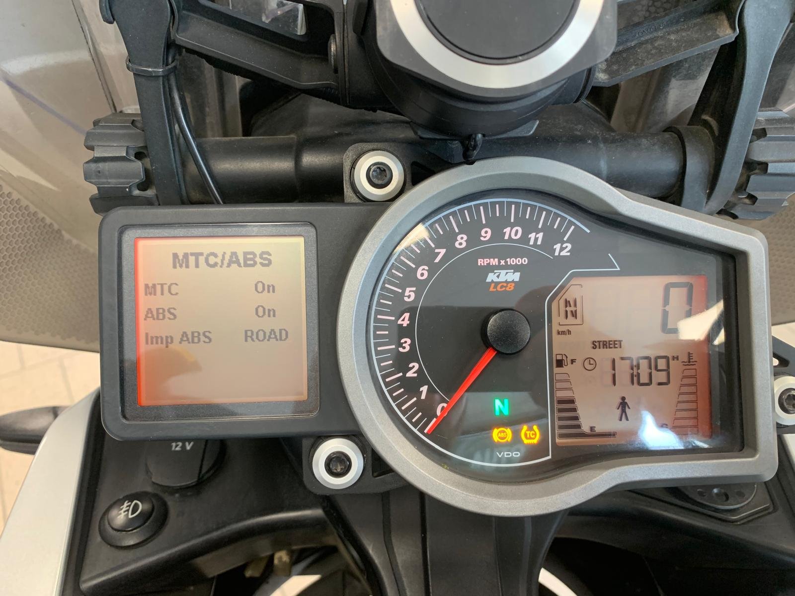 KTM 1290 SUPER ADVENTURE T