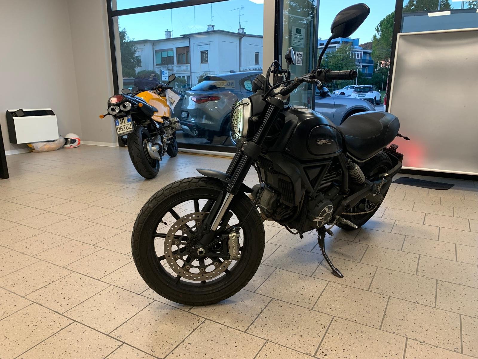 DUCATI SCRAMBLER 803