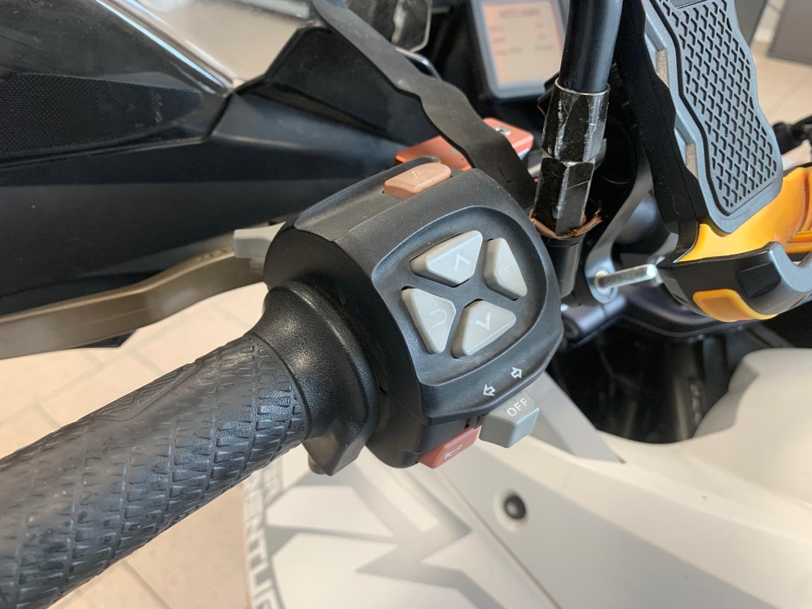 KTM 1290 SUPER ADVENTURE T