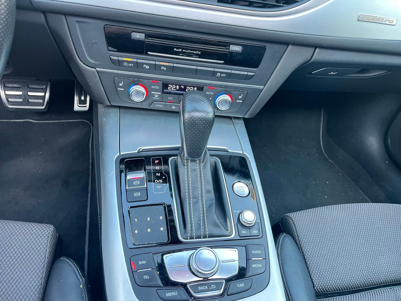 AUDI A6