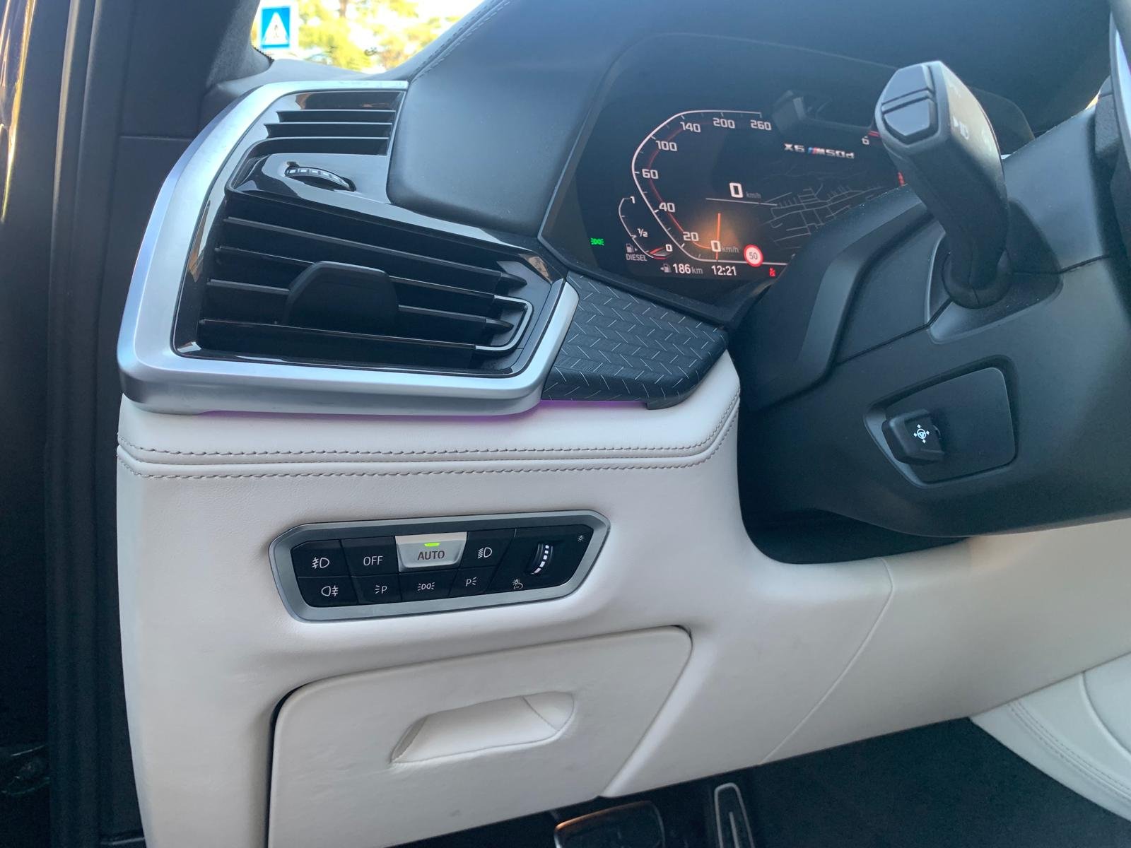 BMW X6 M50D
