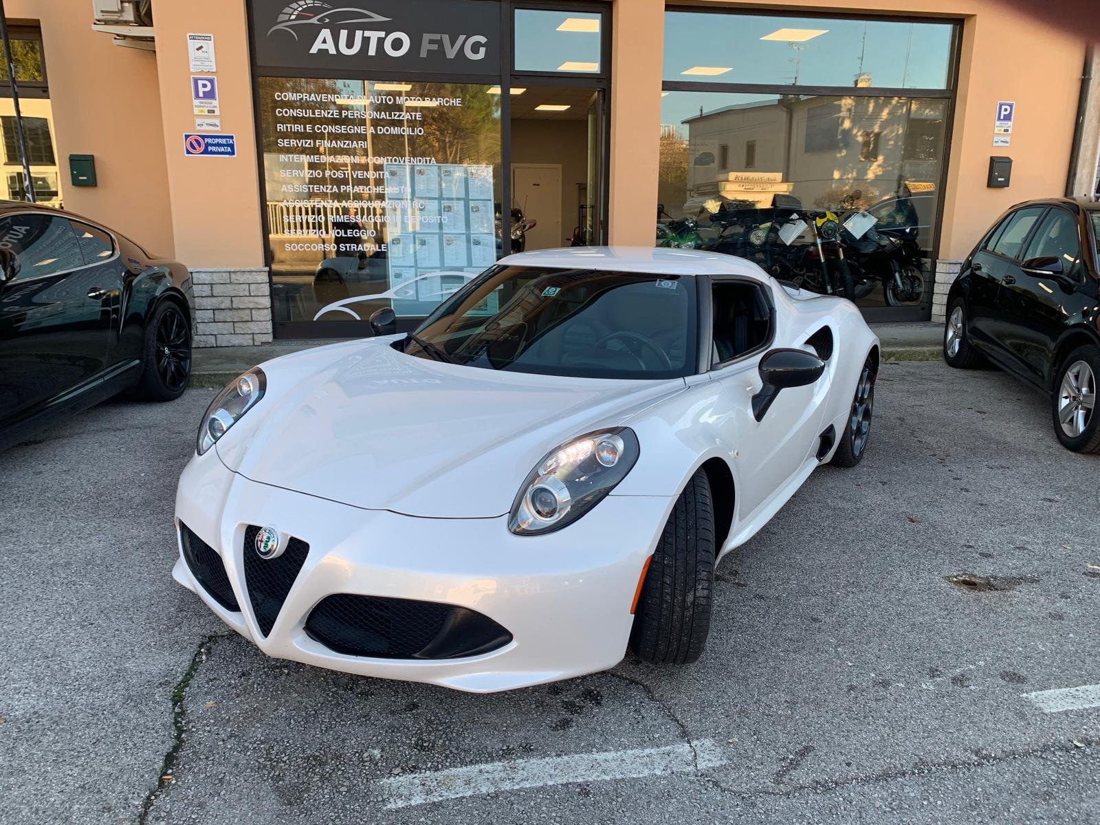 ALFA ROMEO 4C