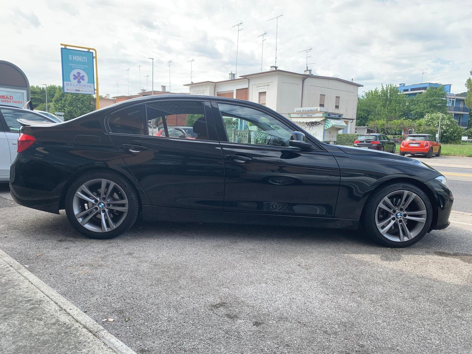 BMW 320 F30