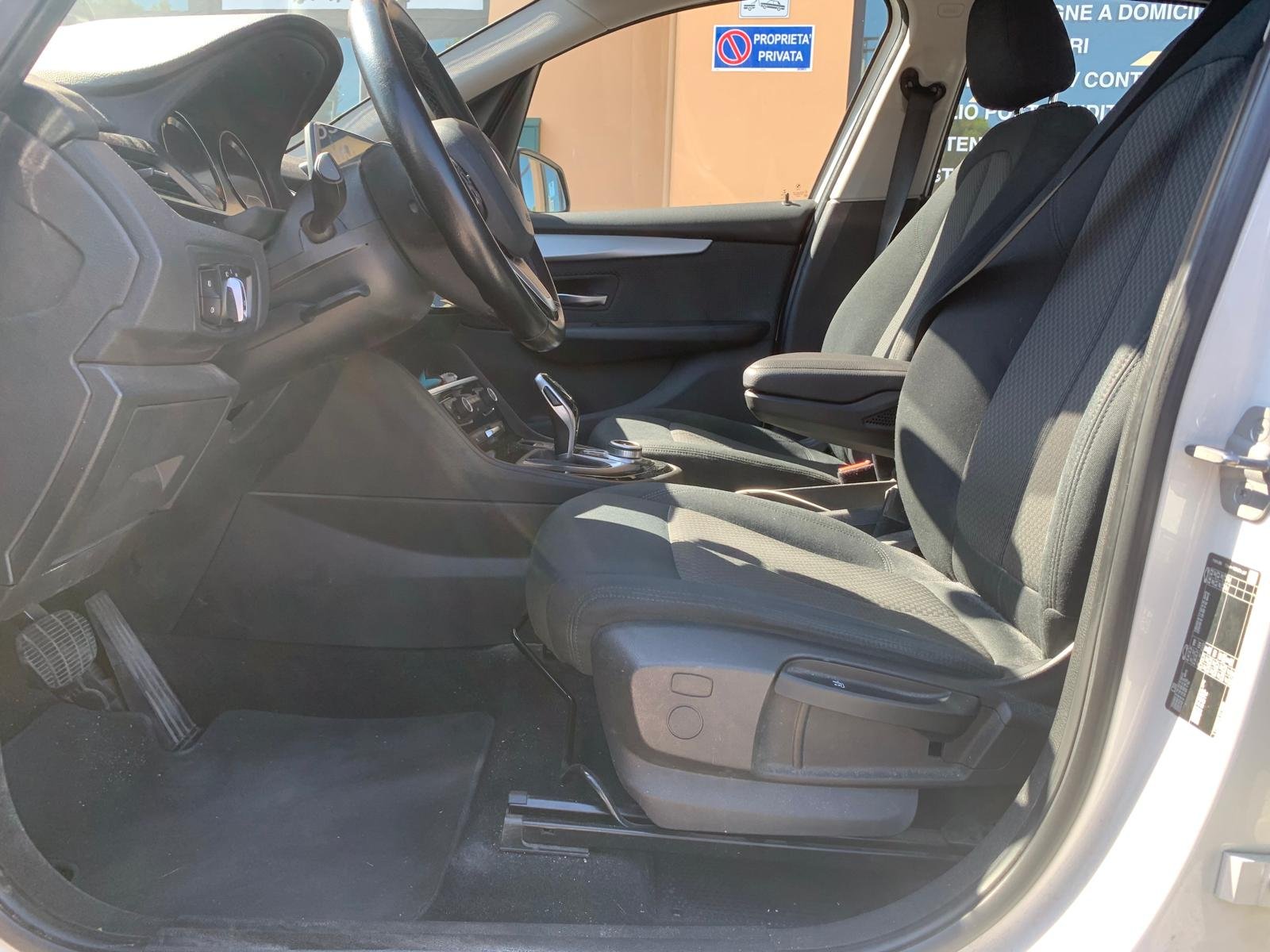 BMW 218d ACTIVE TOURER