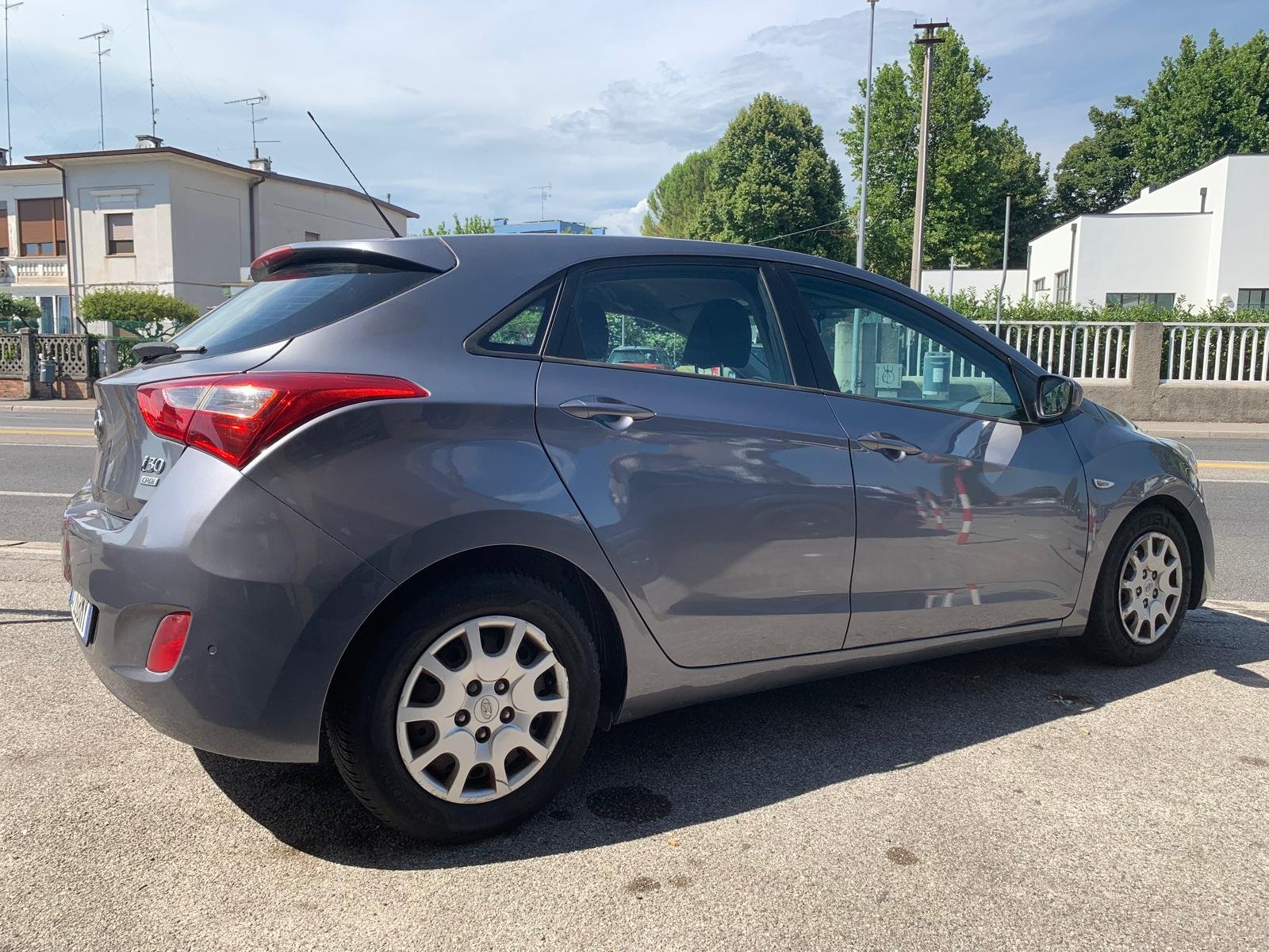 HYUNDAI I30
