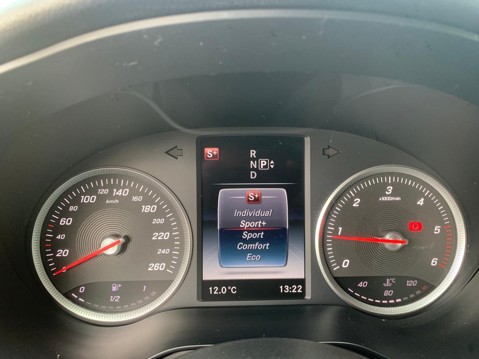 MERCEDES-BENZ C 200 d