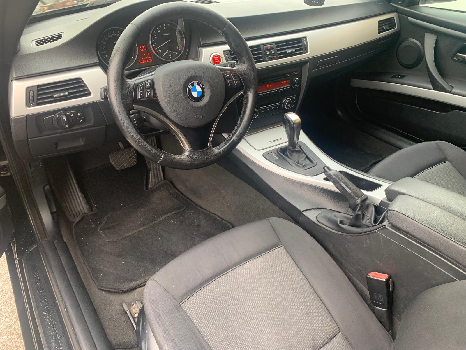 BMW E92 325i