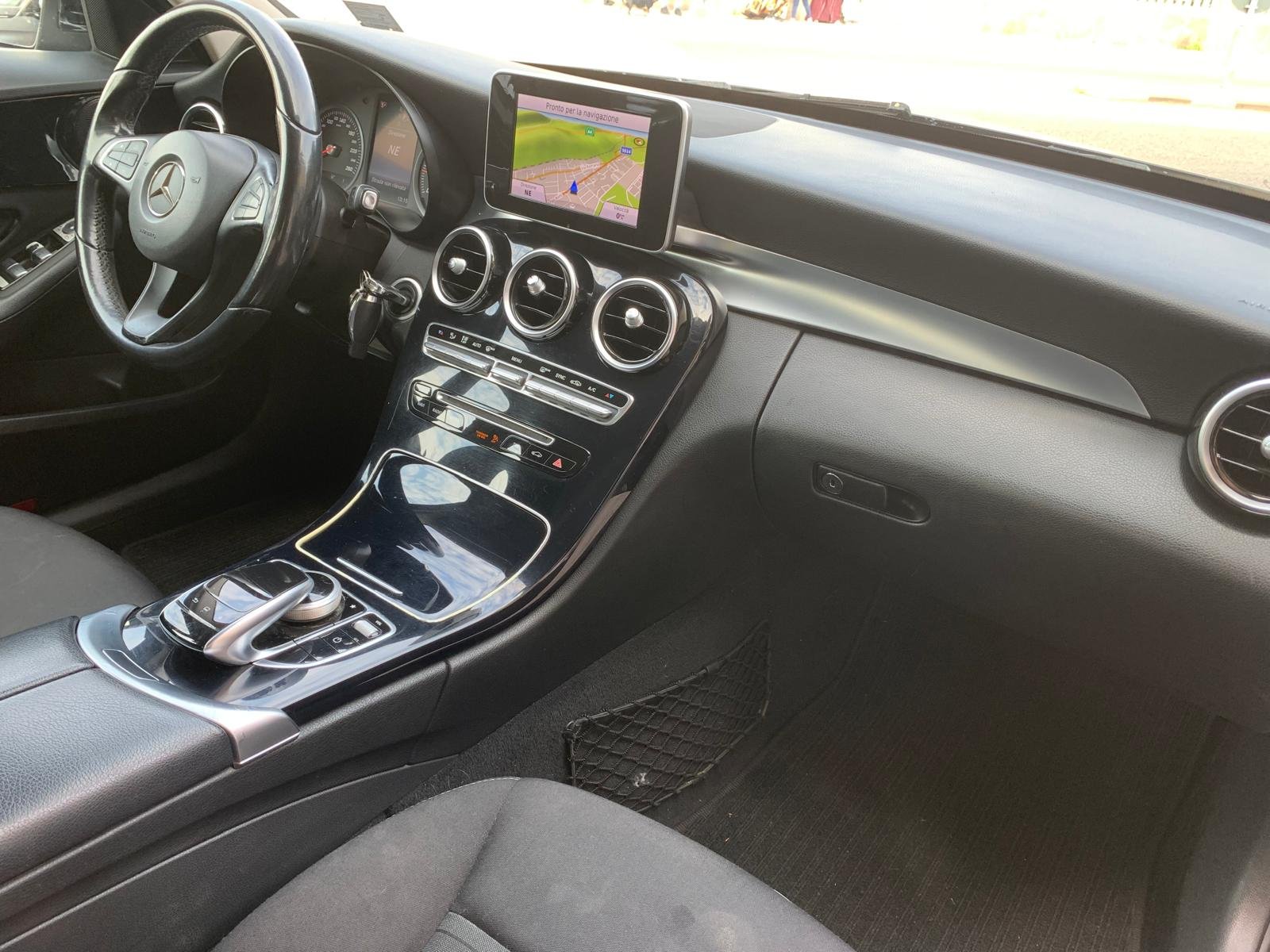 MERCEDES-BENZ C 200 d