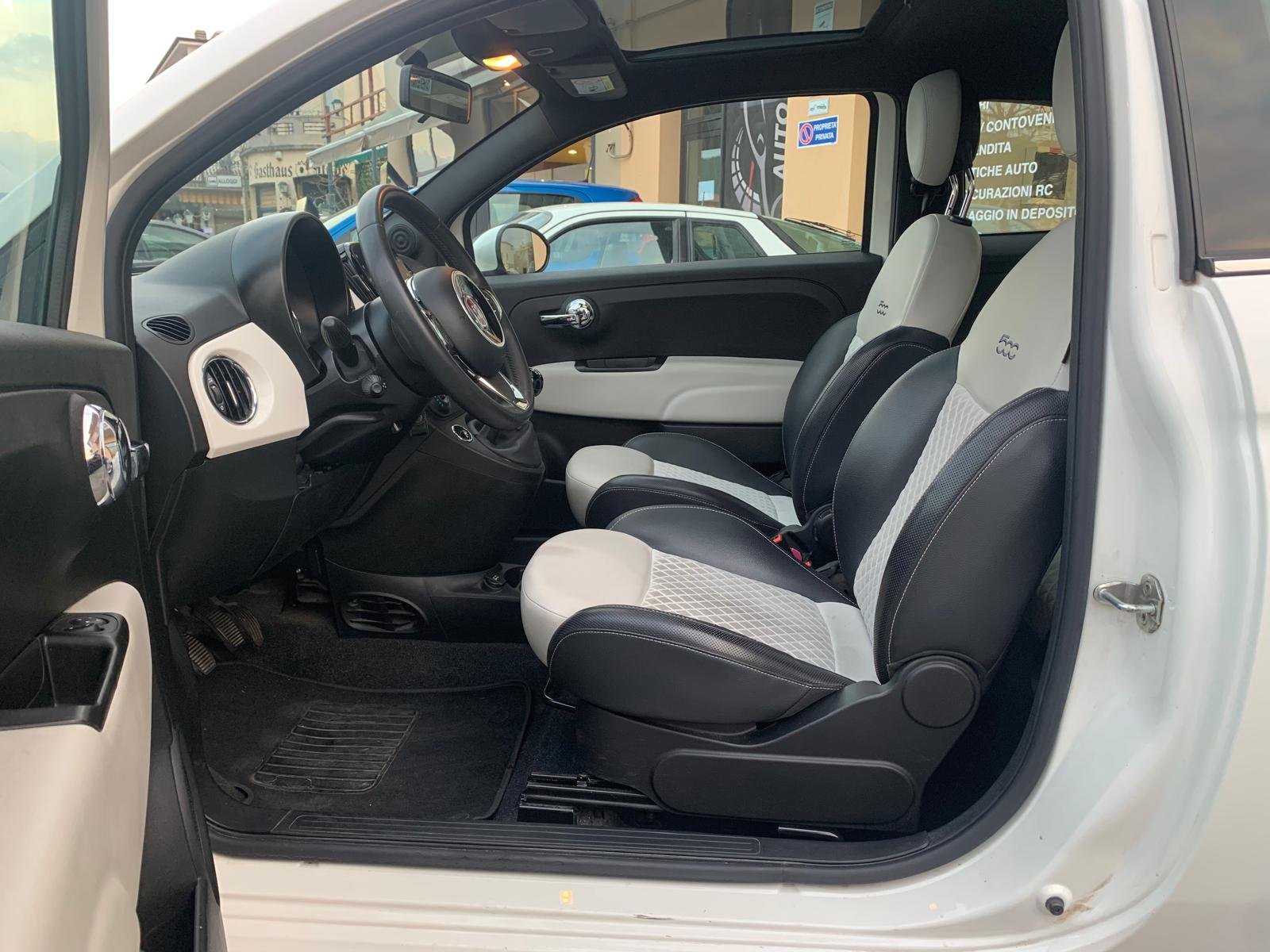 FIAT 500 "DOLCEVITA"