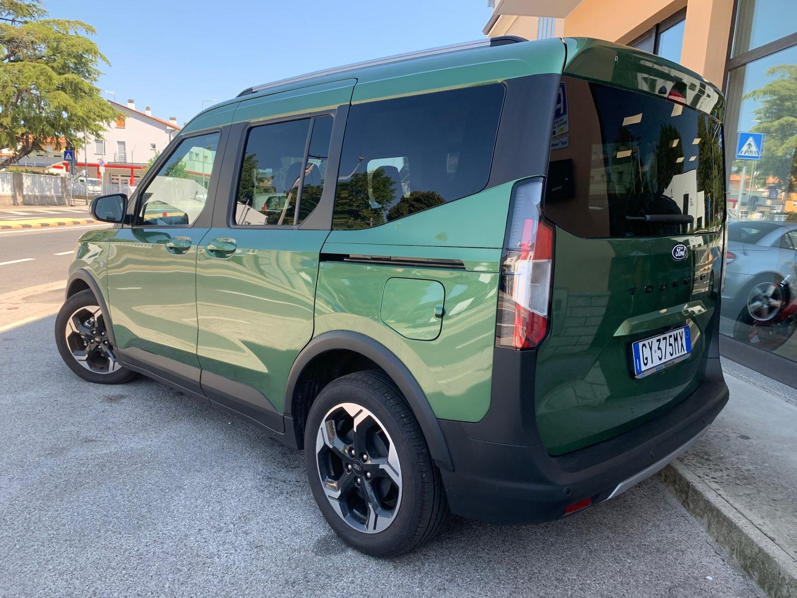 FORD TOURNEO COURIER